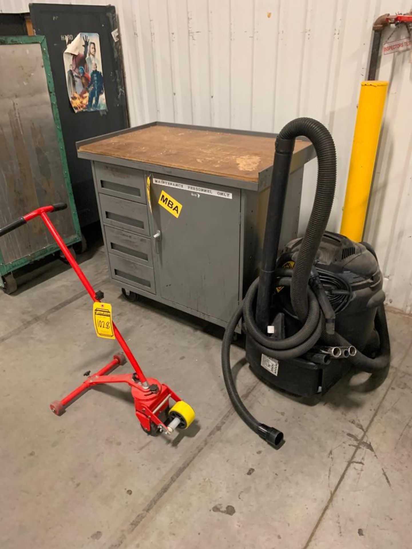 SHOP VAC 20 GAL. 6.5 HP, FLOOR TAPER, 25'' X 41'' TOOL CABINET - Image 2 of 5