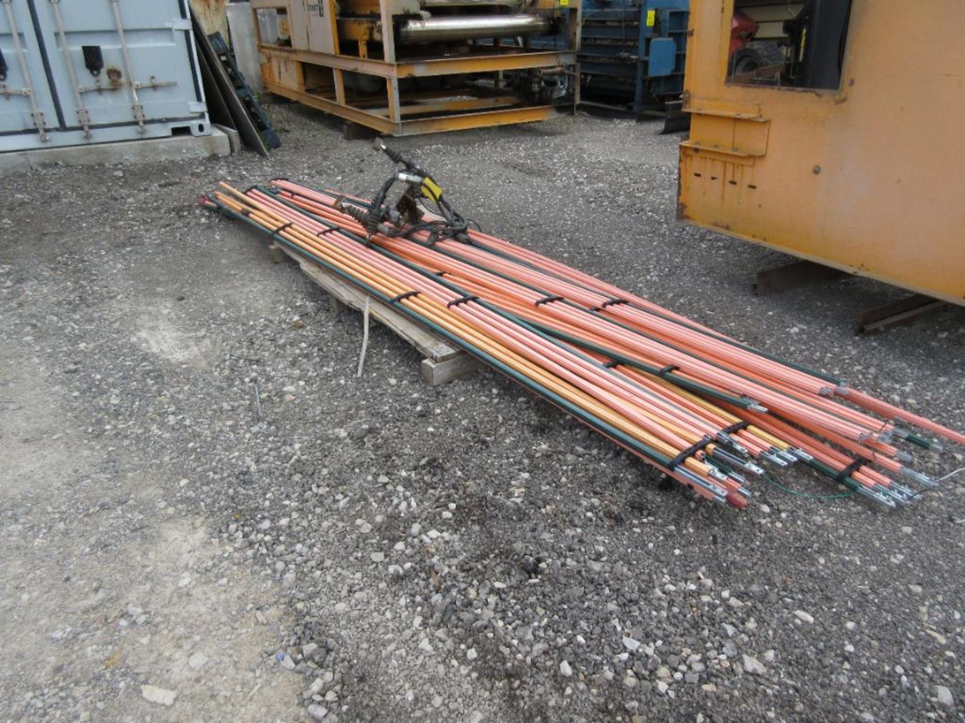 LOT OF ELECTRIC BUS RAIL FOR OVERHEAD CRANES
