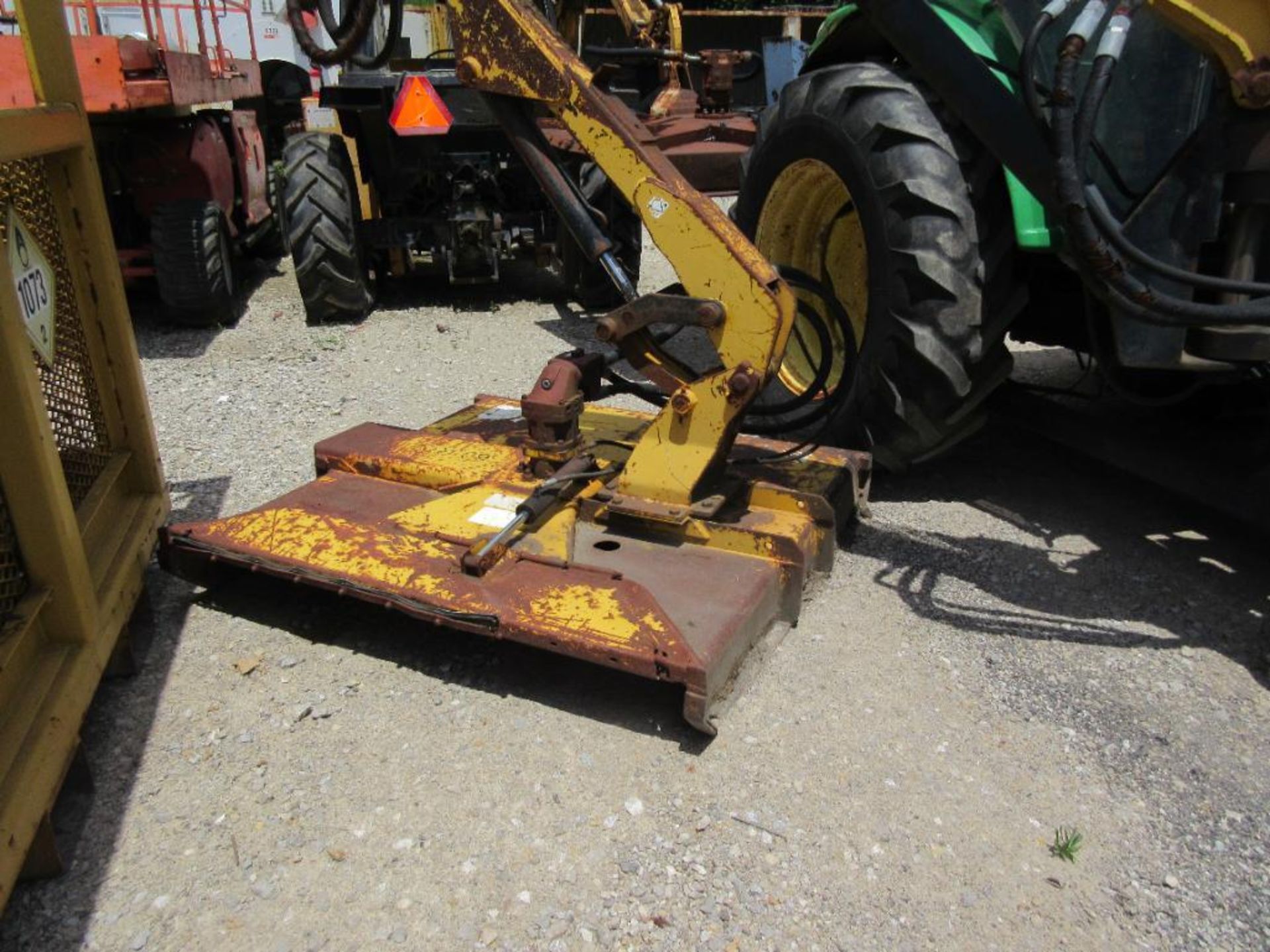 JOHN DEERE 6420 TRACTOR WITH ALAMO M-B21 SIDE ARM HYDRAULIC MOWER, JOYSTICK CONTROL, 4-GEAR, 9- - Image 4 of 5