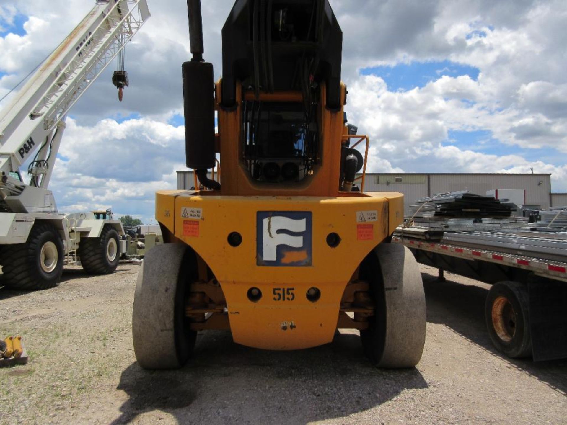 2002 MI-JACK 100,000-LB. REACH STACKER / CONTAINER HANDLER, MODEL CS45KM, FORMER GOVERNMENT-OWNED - Image 5 of 8