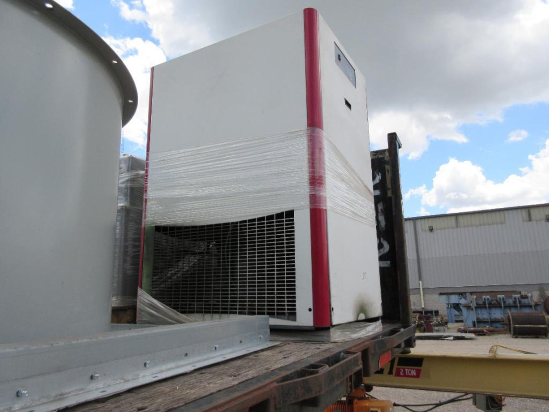 2009 GLOBAL FINISHING SYSTEMS 55' X 20' X 16' DRIVE-THROUGH CROSS-DRAFT PAINT BOOTH, MODEL CDG- - Image 6 of 19