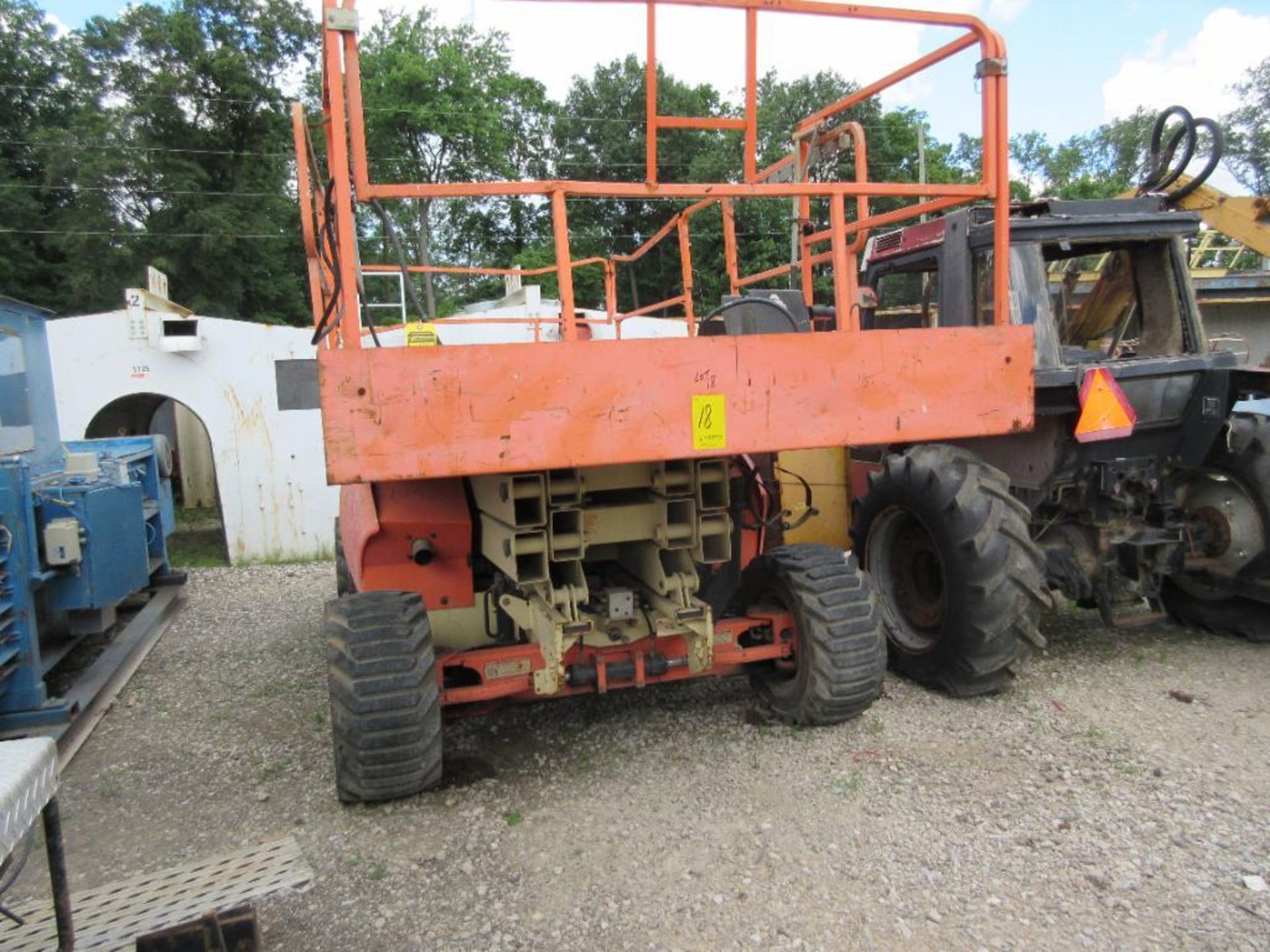 JLG 3394RT ALL-TERRAIN SCISSOR LIFT, 33' LIFT HEIGHT, 1,500 LB. CAPACITY PLATFORM, EXTENDED