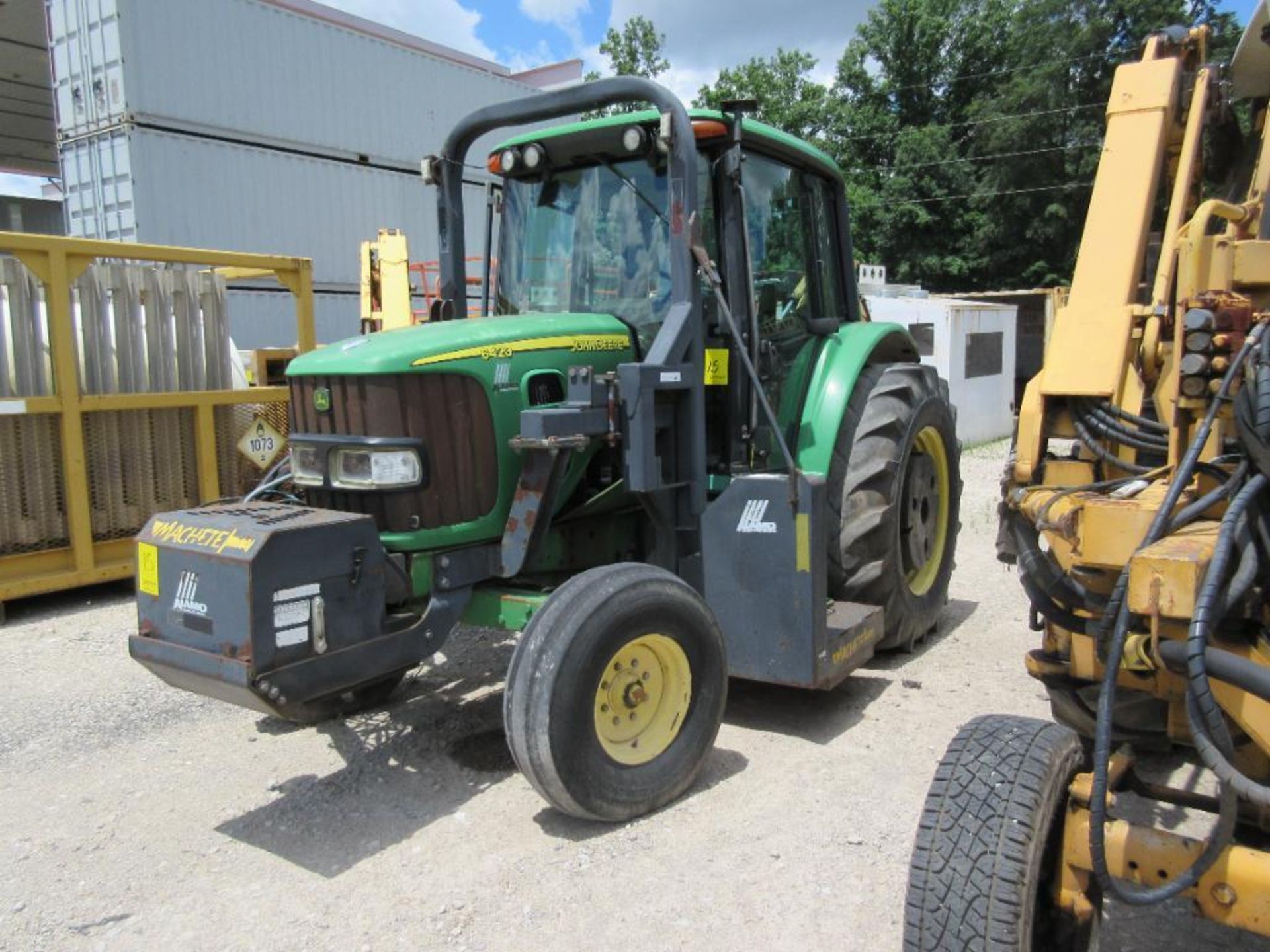 JOHN DEERE 6420 TRACTOR WITH ALAMO M-B21 SIDE ARM HYDRAULIC MOWER, JOYSTICK CONTROL, 4-GEAR, 9-