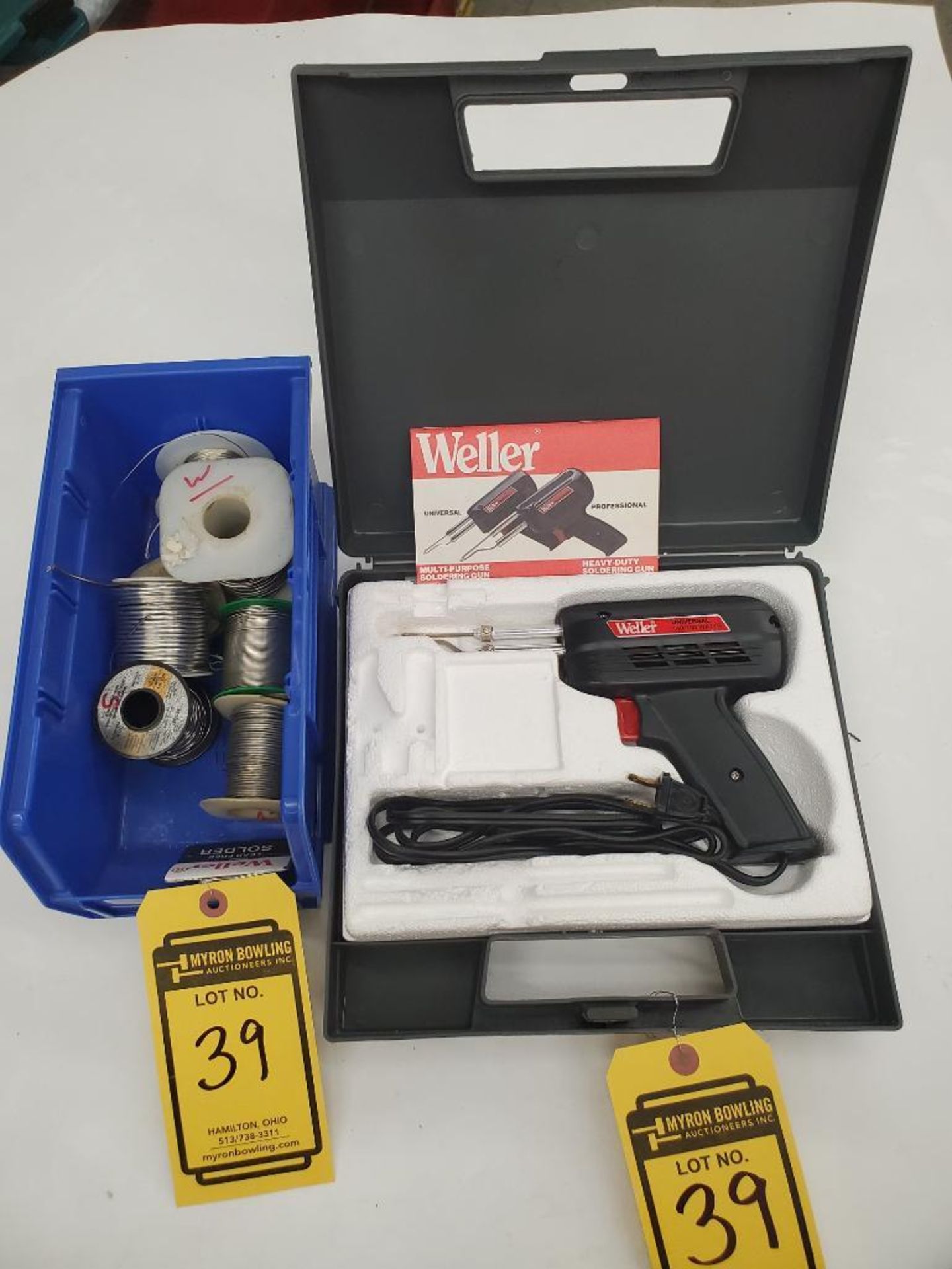 WELLER UNIVERSAL SOLDERING GUN WITH SOLDERING WIRE