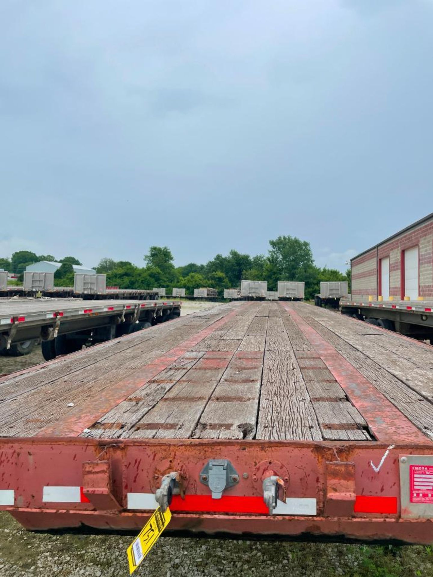 1966 FRUEHAUF 48' STEEL SEMI-TRAILER, WOOD DECK, DUAL TANDEM AXLE, MODEL FWG589034, VIN#FWG589034 - Image 3 of 3