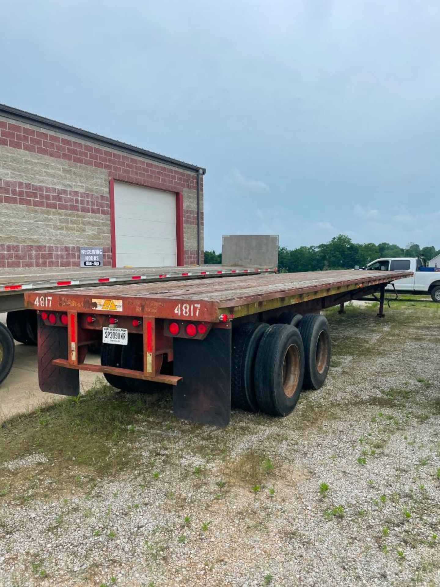 1966 FRUEHAUF 48' STEEL SEMI-TRAILER, WOOD DECK, DUAL TANDEM AXLE, MODEL FWG589034, VIN#FWG589034 - Image 2 of 3