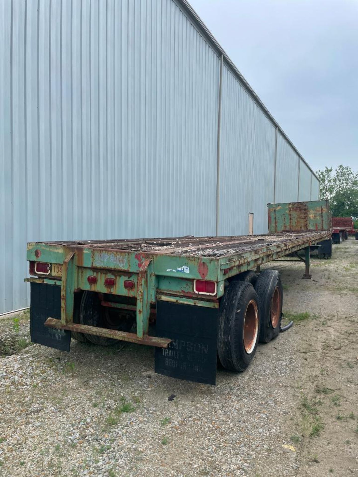 1973 TRAILMOBILE STEEL FLATBED TRAILER, 42' WOOD DECK, DUAL TANDEM AXLE, VIN# K60943 - Image 2 of 3