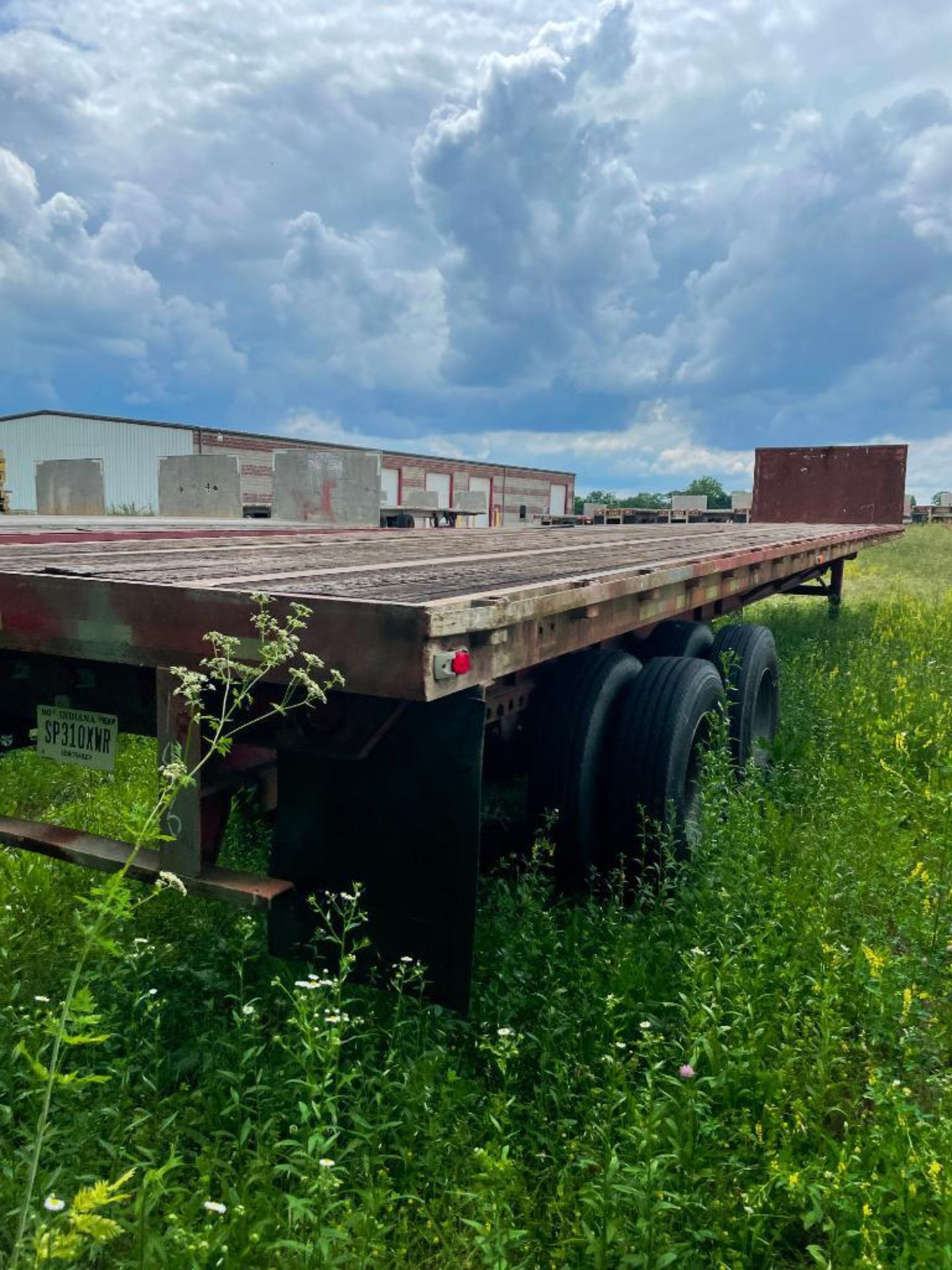 AMERICAN 48' STEEL FLATBED TRAILER, DUAL TANDEM AXLE, WOOD DECK, VIN# N/A - Image 3 of 3