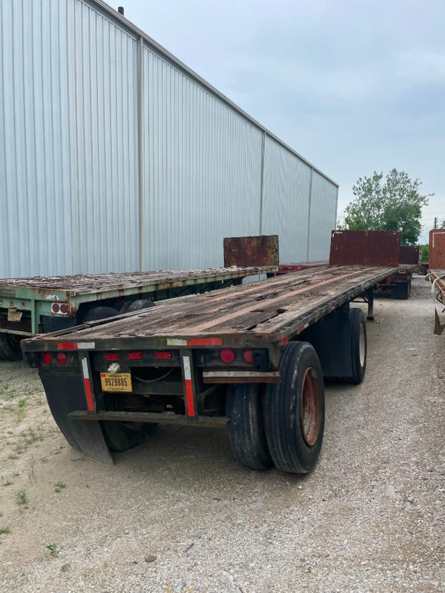 1988 DORSEY STEEL FLATBED TRAILER, 45' WOOD DECK, DUAL TANDEM AXLE, VIN# 1DTP16W25JP024382 - Image 2 of 3