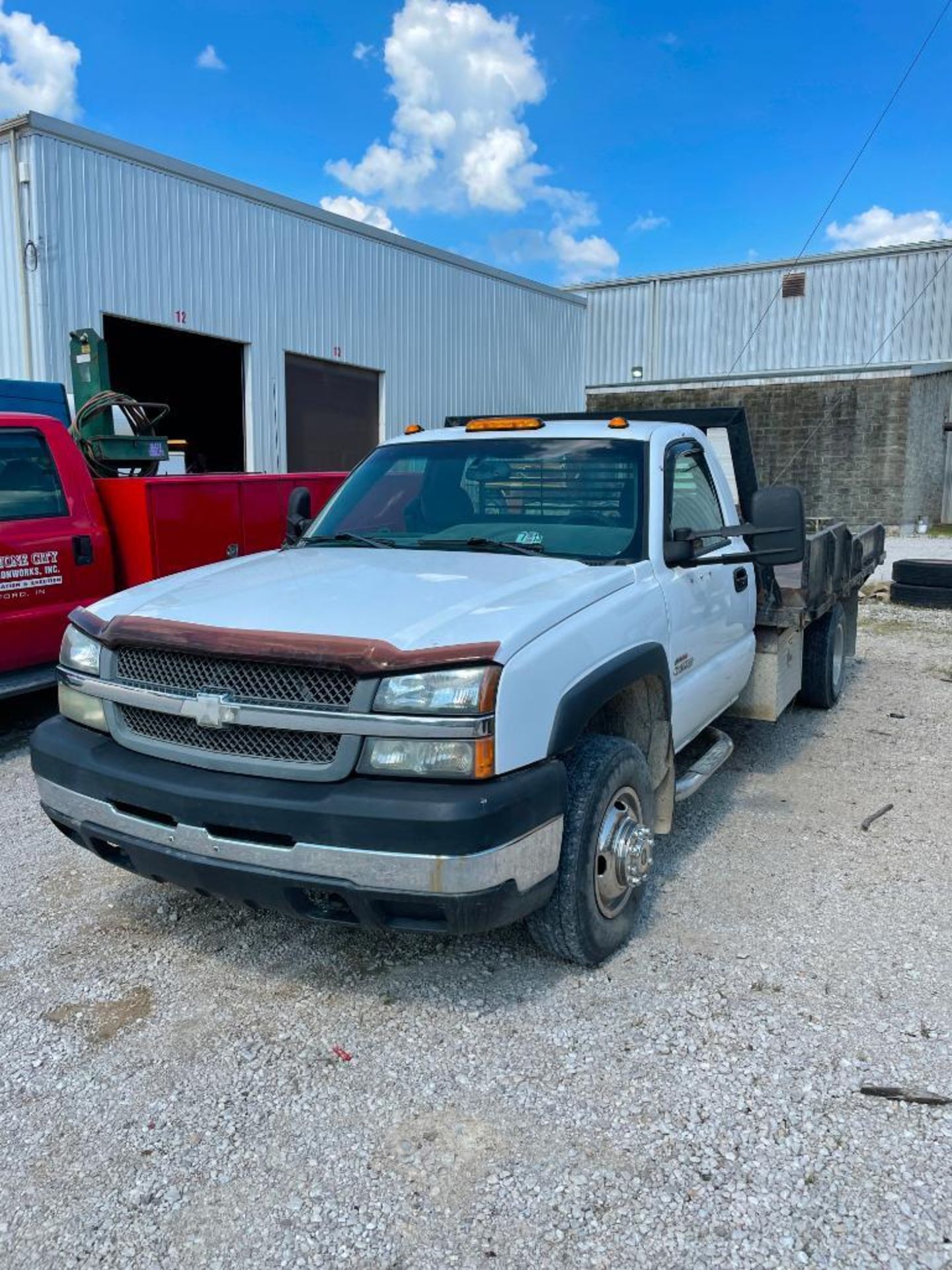2003 CHEVY DURAMAX DUALLY FLATBED, DIESEL POWERED, AUTOMATIC TRANSMISSION, 12' FLATBED, SINGLE