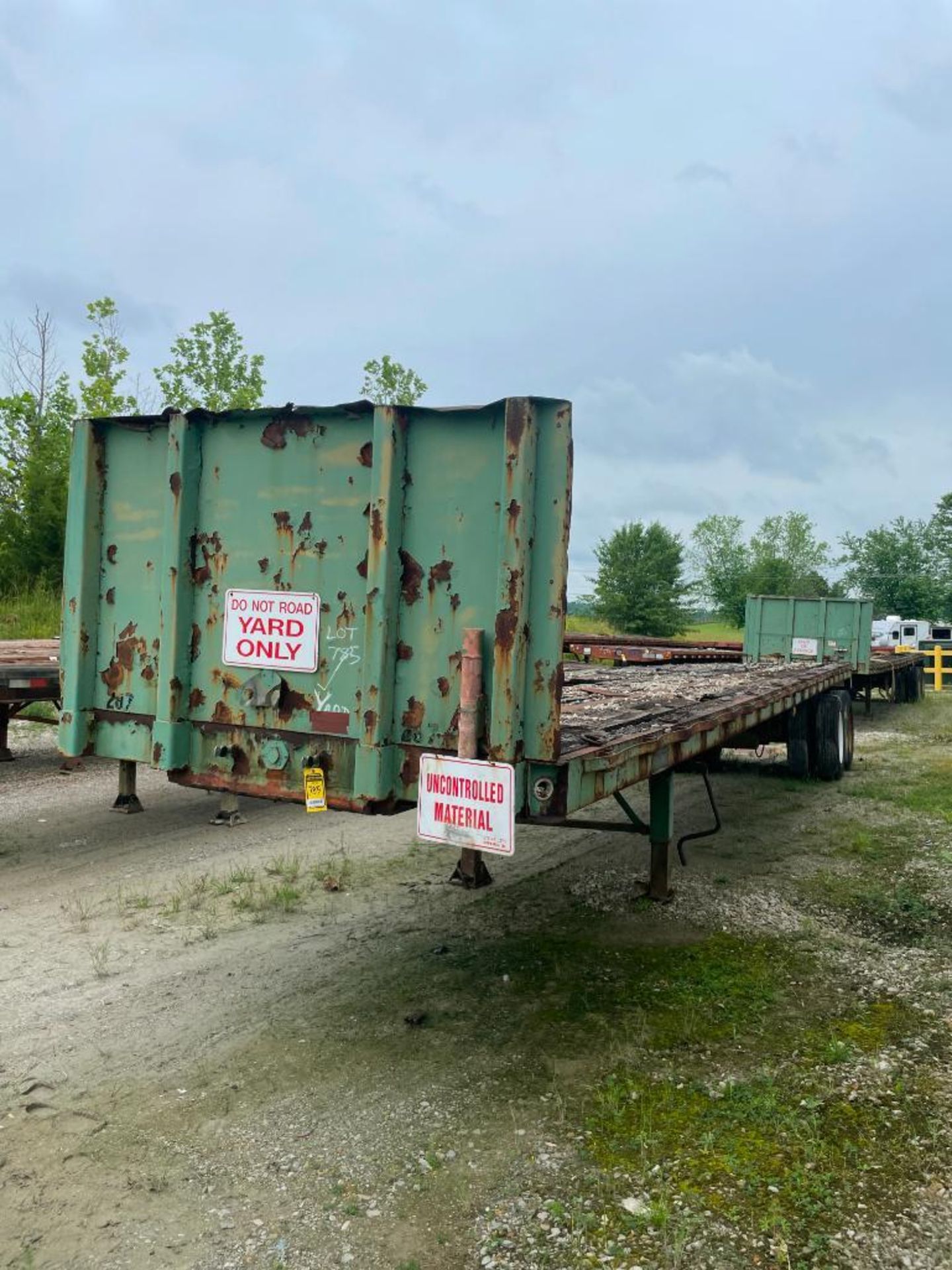 1990 FONTAINE STEEL FLATBED TRAILER, 45' WOOD DECK, DUAL TANDEM AXLE, VIN# 1A11402CCB1535614