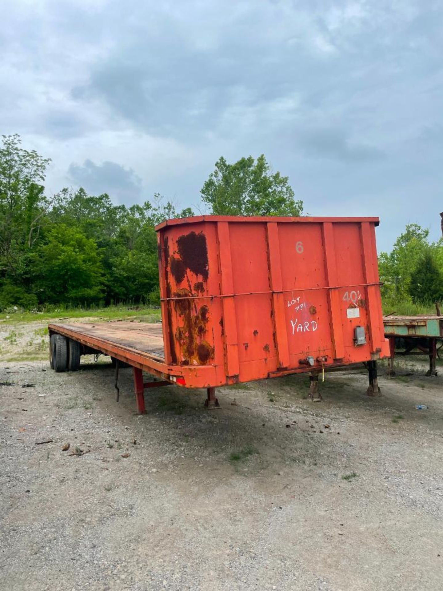 1966 TRAILMOBILE STEEL FLATBED TRAILER, 40' WOOD DECK, DUAL TANDEM AXLE, VIN# 12502