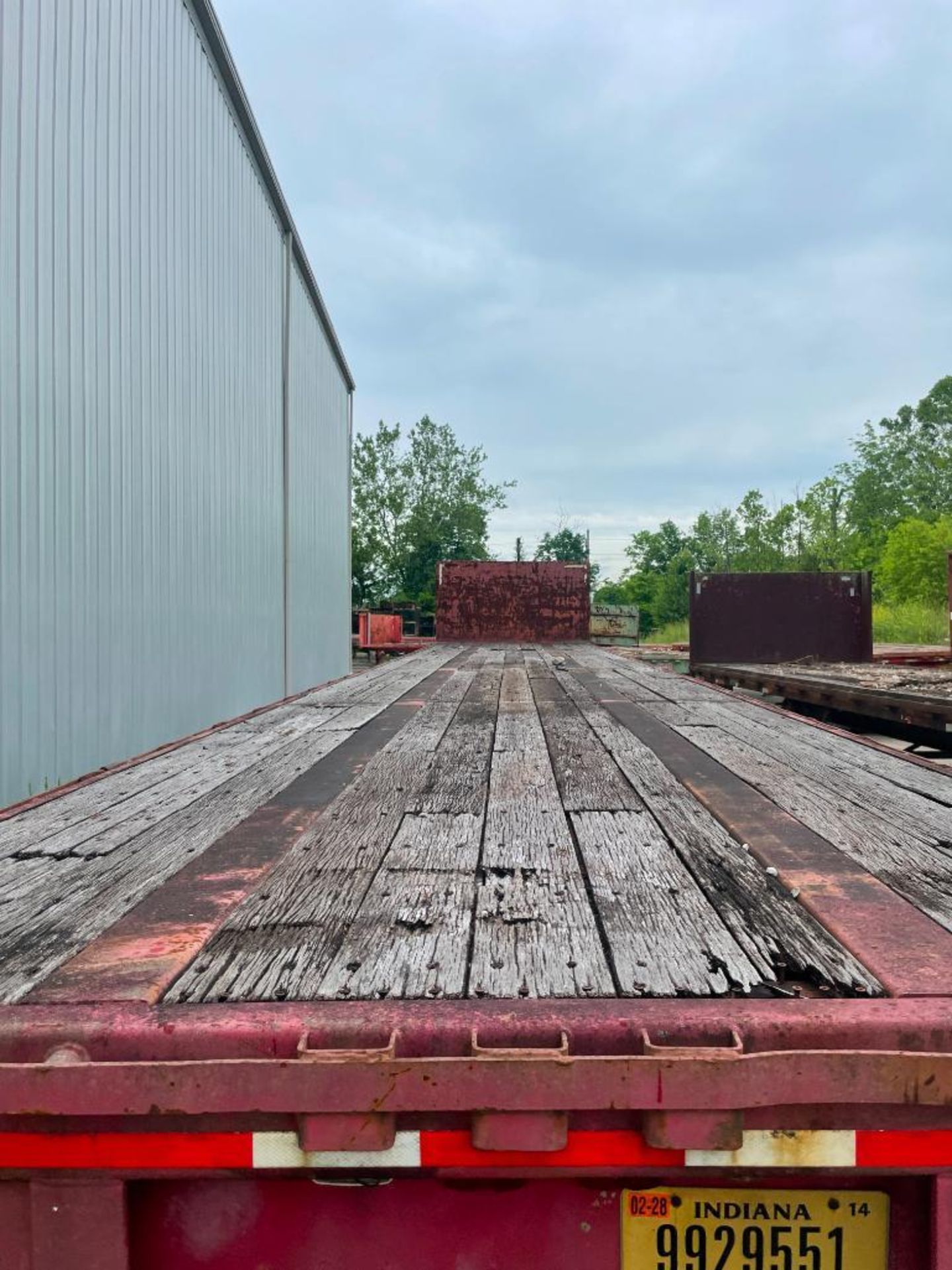 1988 UTILITY STEEL FLATBED TRAILER, 45' WOOD DECK, DUAL TANDEM AXLE, VIN# 1UYFS2454JA942202 - Image 3 of 3