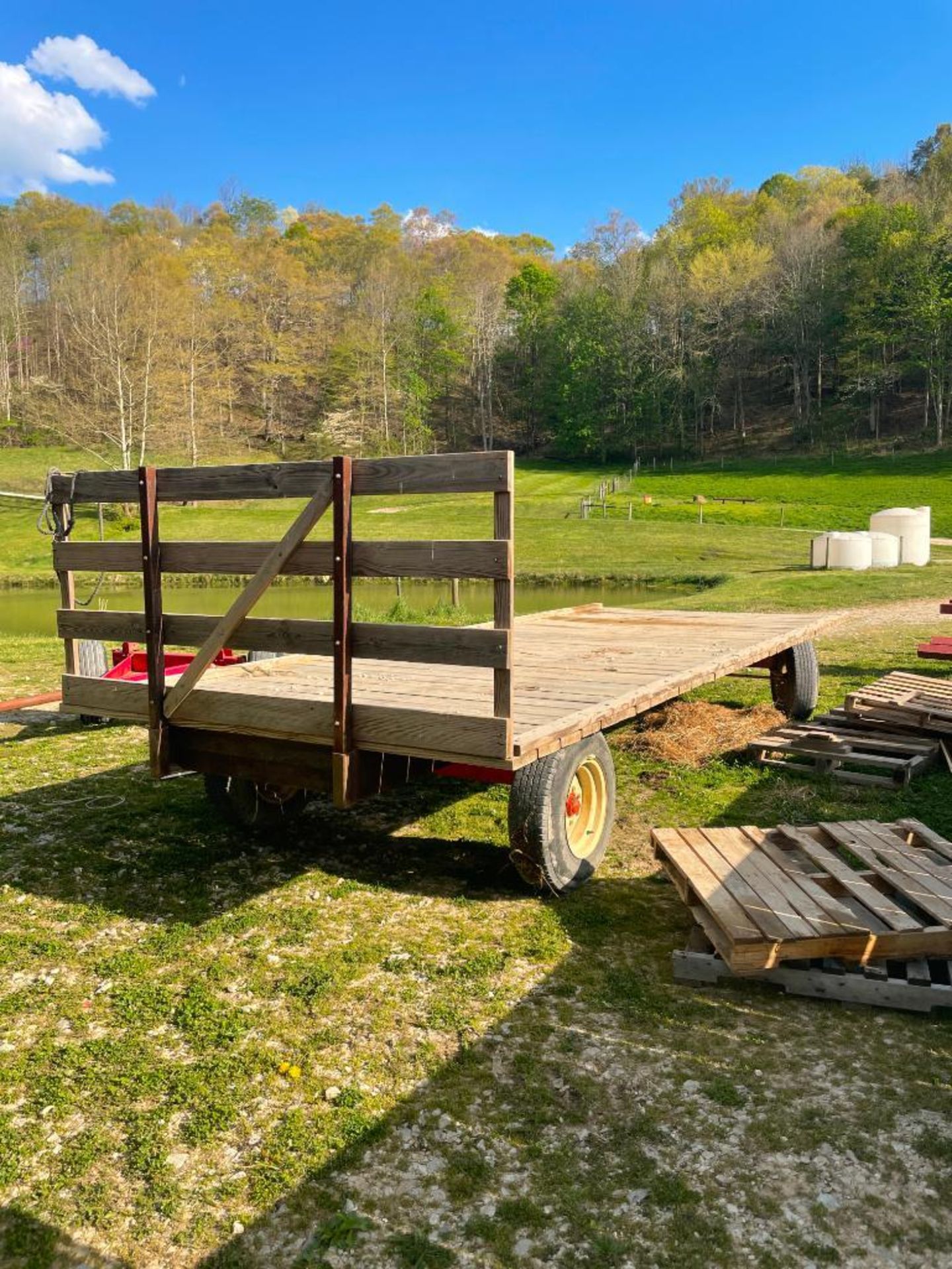 22' HAY WAGON - Image 2 of 2