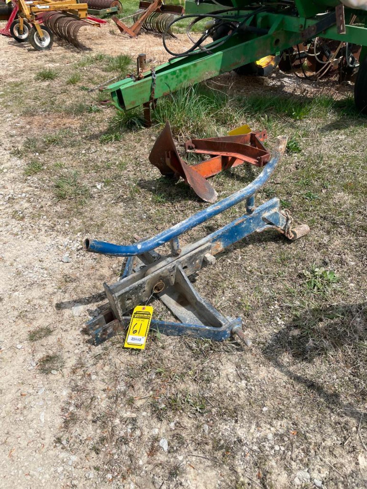 SINGLE TOOTH ADJUSTABLE CUTTING PLOW