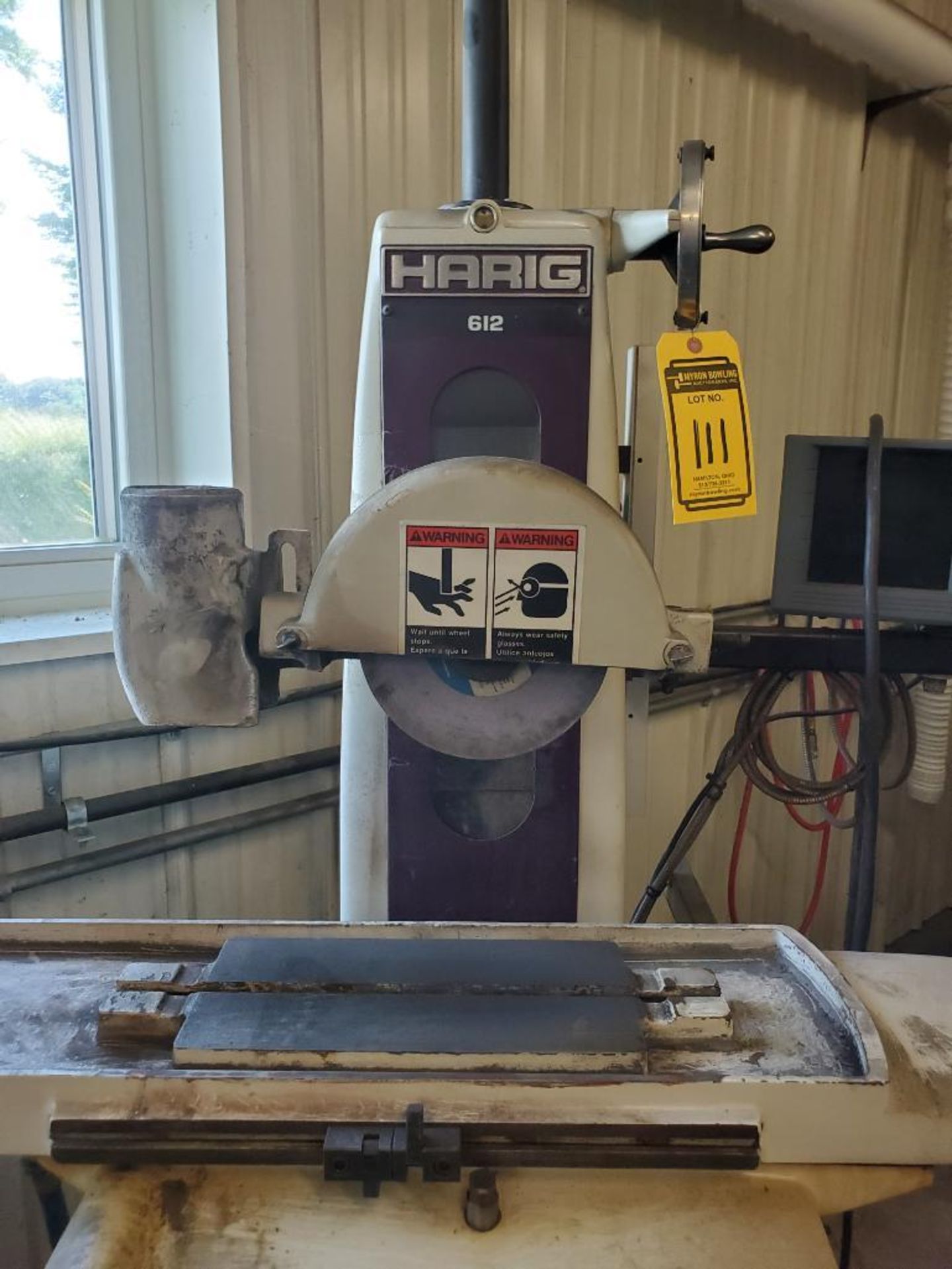 HARIG 612 HAND FEED SURFACE GRINDER WITH ACU-RITE DRO CONTROLS AND TOOL STEEL HARDENED WAY - Image 3 of 4