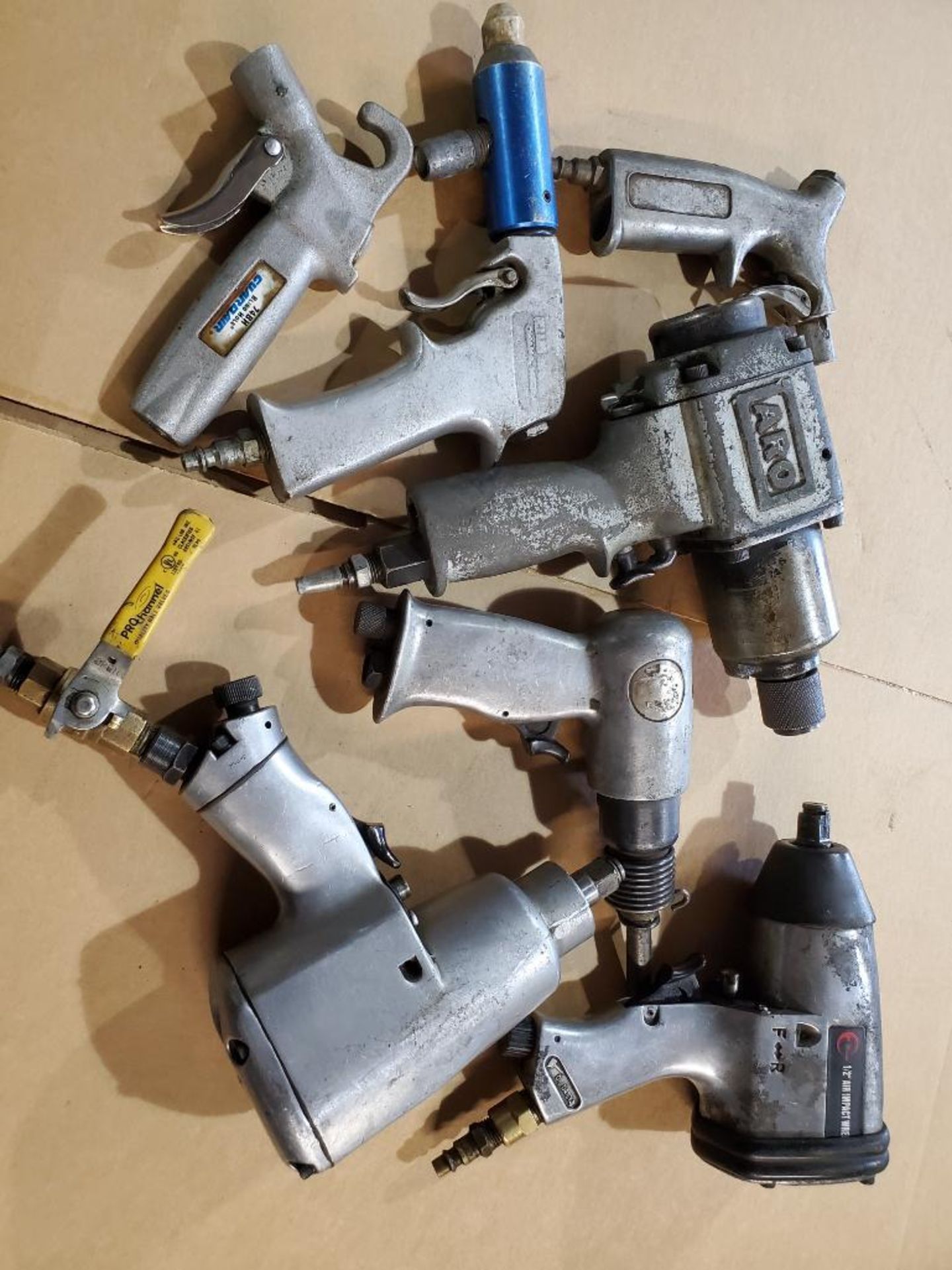 ASSORTED PNEUMATIC GRINDERS