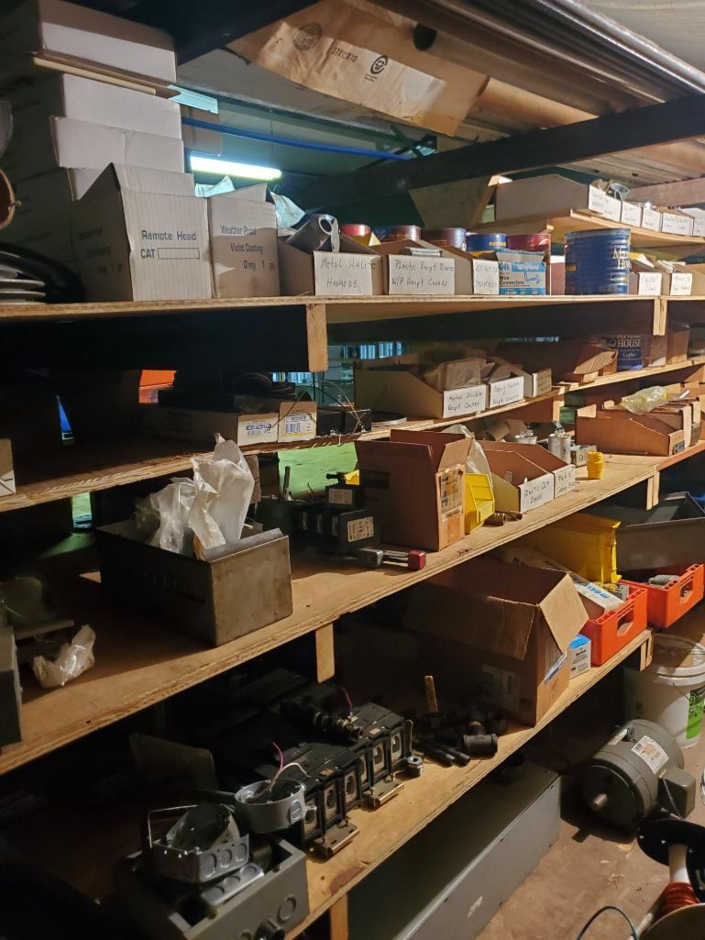CONTENTS OF SHELF: FUSES, CLAMPS, COUPLINGS, RECEPTACLES, MOTOR, MISC. ITEMS (SHELF NOT INCLUDED) - Image 6 of 10