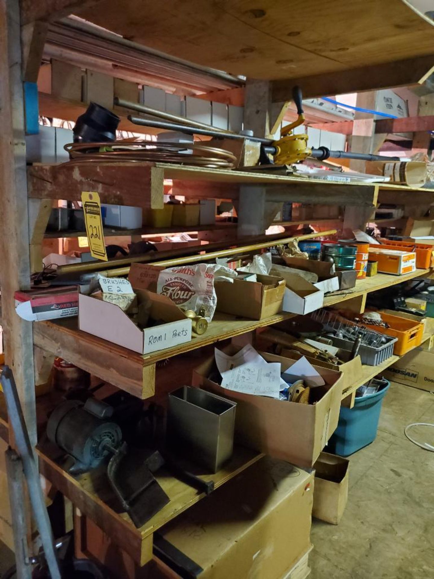 CONTENTS OF SHELF: FUSES, CLAMPS, COUPLINGS, RECEPTACLES, MOTOR, MISC. ITEMS (SHELF NOT INCLUDED) - Image 7 of 10