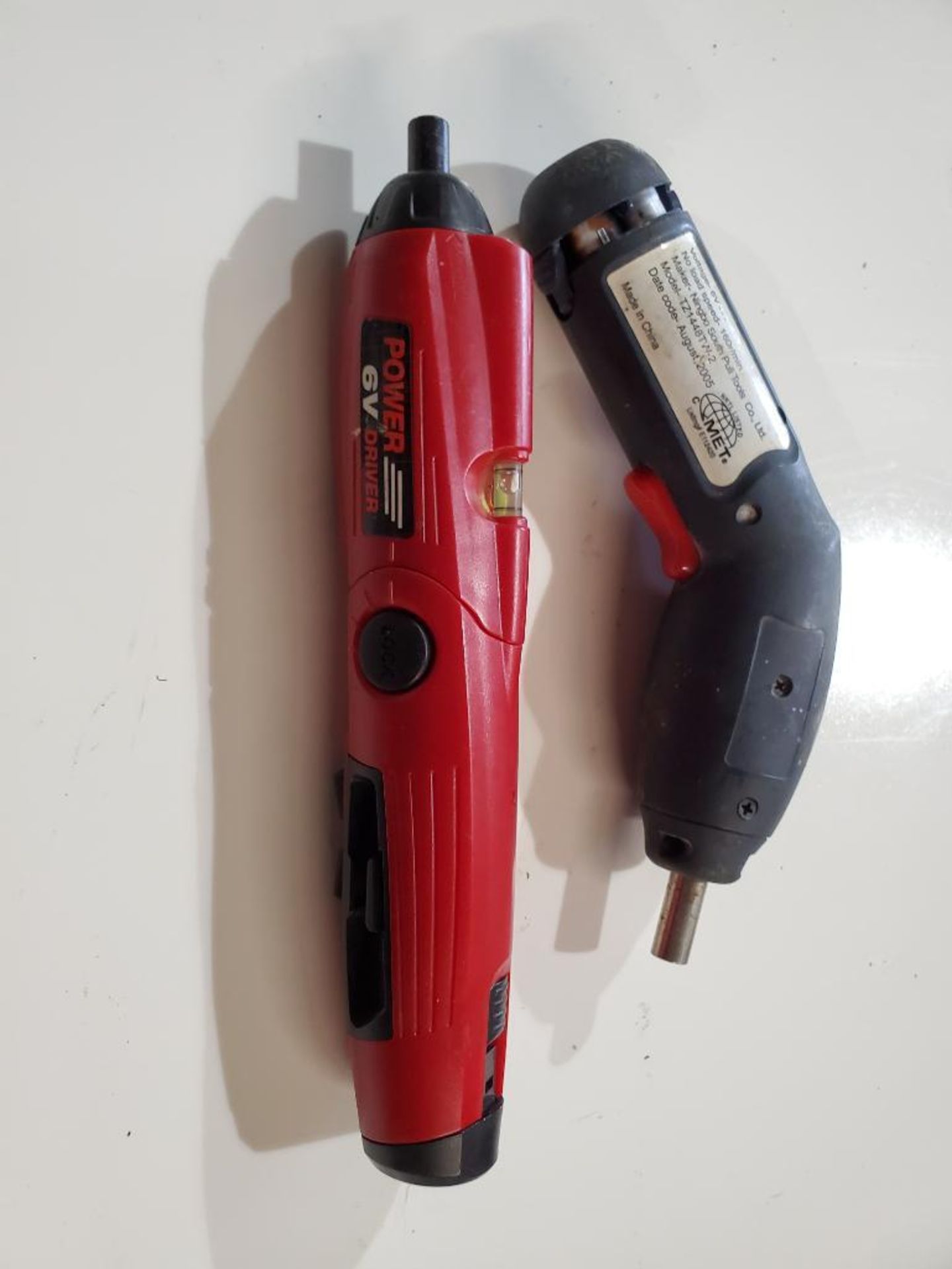 (2) CORDLESS SCREWDRIVERS, 6-VOLTS