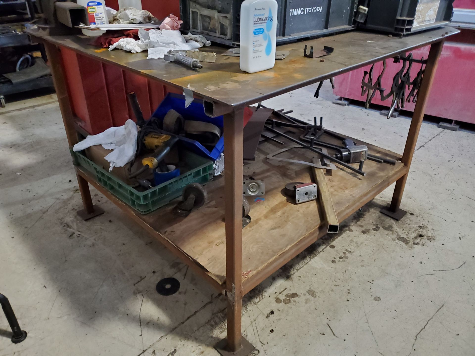 51'' X 49'' X 1/4'' STEEL WELDING TABLE WITH 4'' WILTON ANVIL SWIVEL VISE - Image 3 of 4