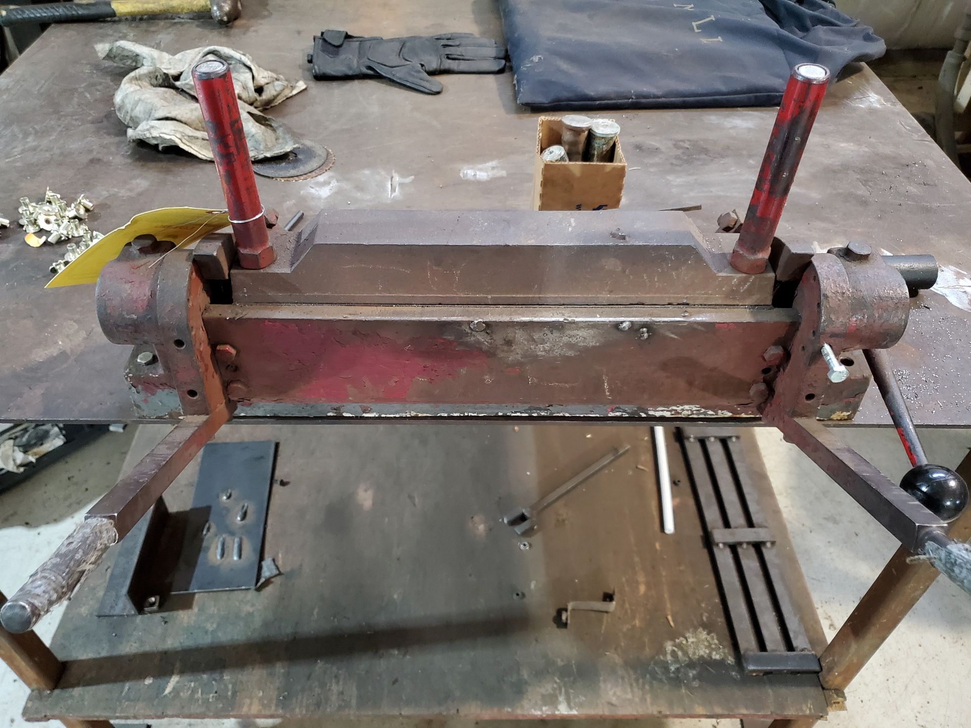 96'' X 48-1/2'' X 1/4'' STEEL WELDING TABLE WITH DI-ACRO NO.2 BENCH- TOP PAN BRAKE - Image 5 of 5