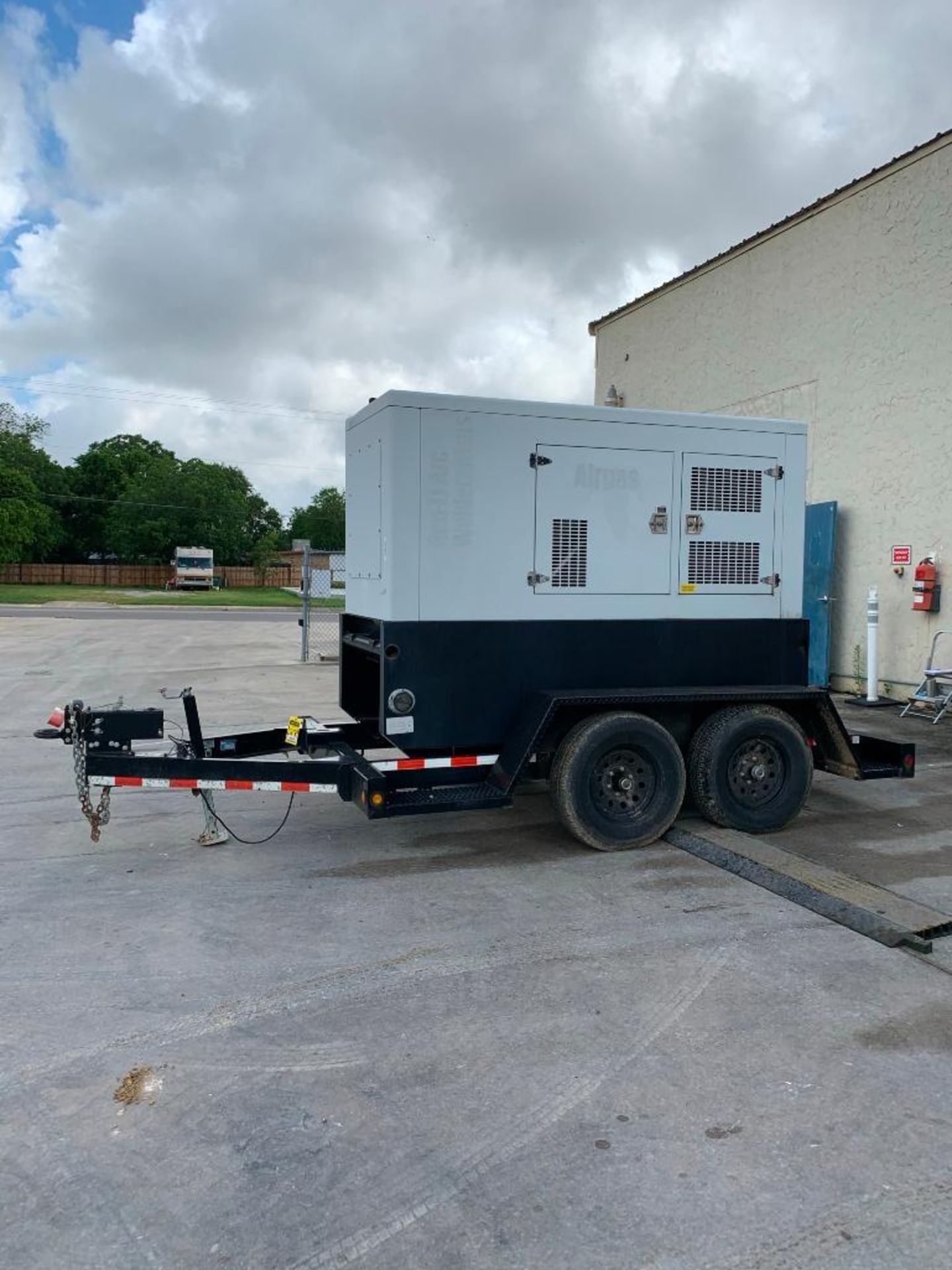 2014 HI POWER PG150D-PD 145 KVA TOWABLE GENERATOR, UNIT# NA-11400508, JOHN DEERE DIESEL ENGINE, VIN#