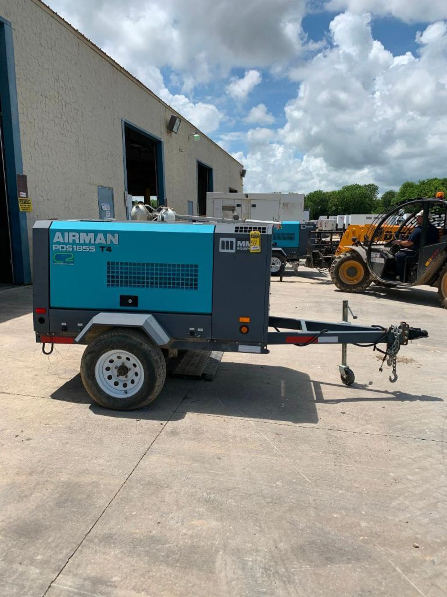 2015 MMD AIRCOM 185 CFM TOWABLE AIR COMPRESSOR, UNIT# AC-6E10151, YANMAR DIESEL ENGINE, 4,957 APPROX