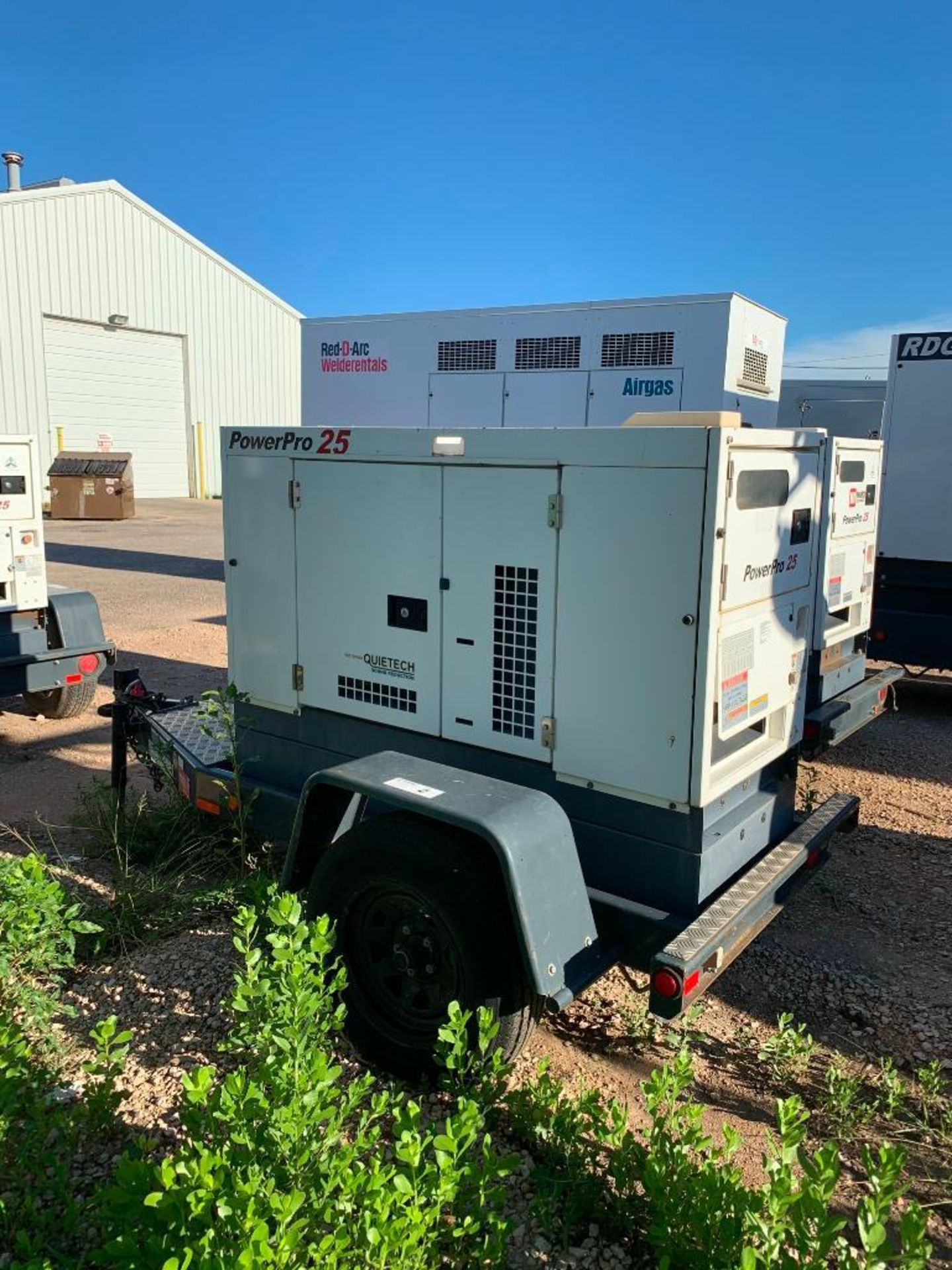 2011 MMD PG25D 25 KVA TOWABLE GENERATOR, ISUZU DIESEL ENGINE, UNIT# NA-1238B10210, VIN# 6UABU9024AV0 - Image 2 of 7