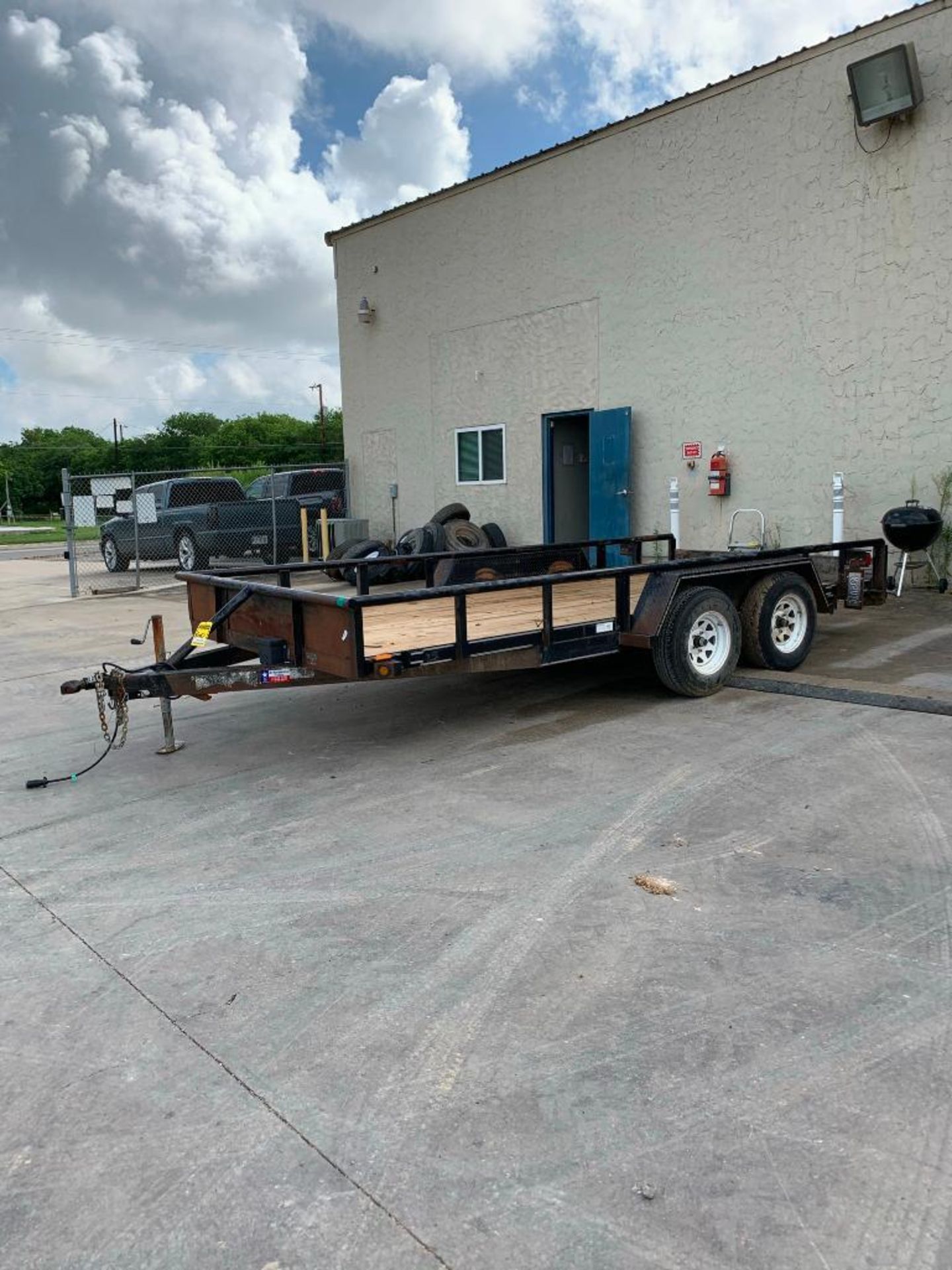 TANDEM AXLE TRAILER, 16', NEW DECKING, 82''W X 16', 15'' WHEELS (NO TITLE)