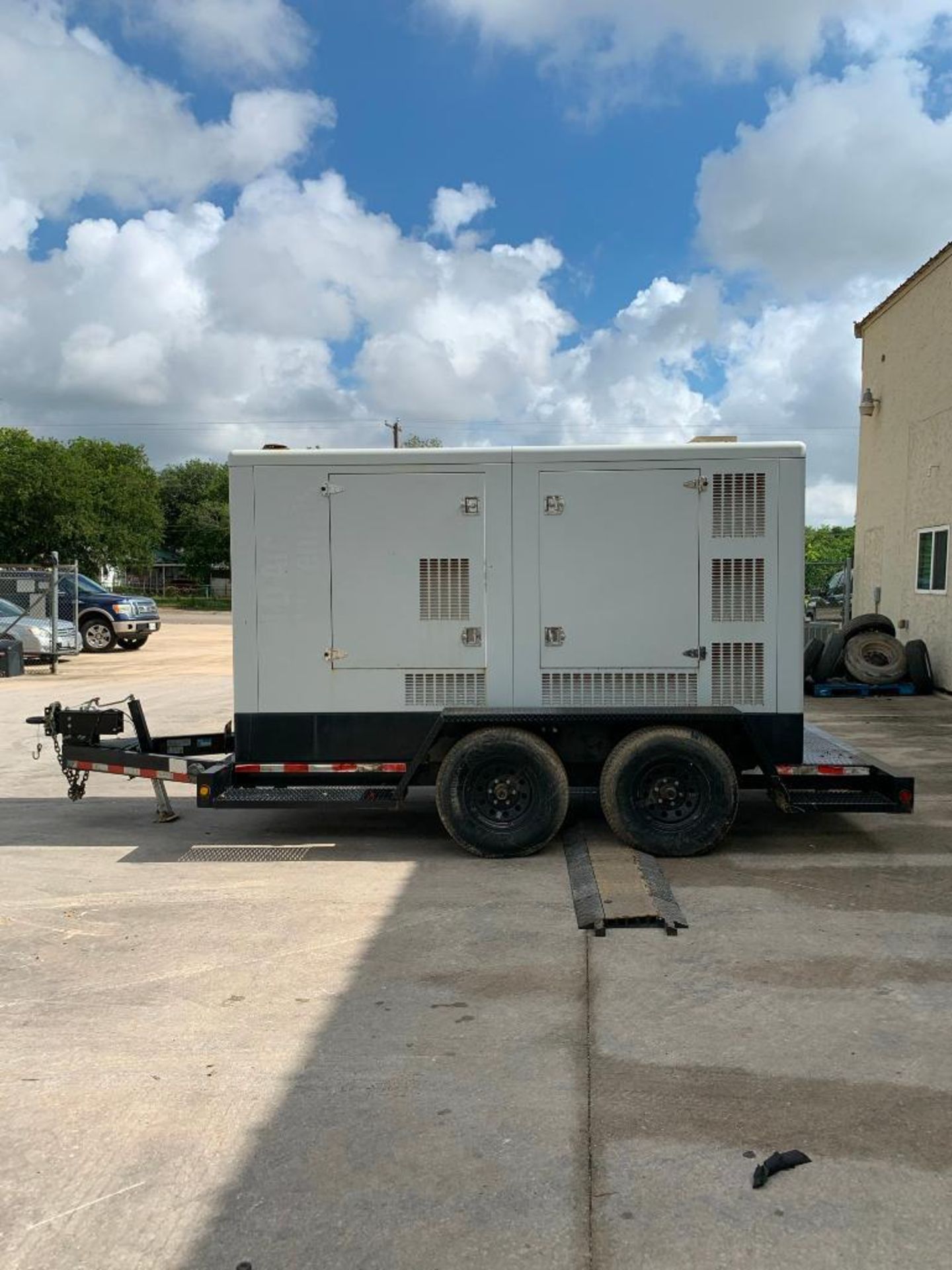 2014 HI POWER PG165NG/LPG 165 KVA TOWABLE GENERATOR, UNIT# NB-41300094, DOOSAN/PSI ENGINE, VIN# 1M9P