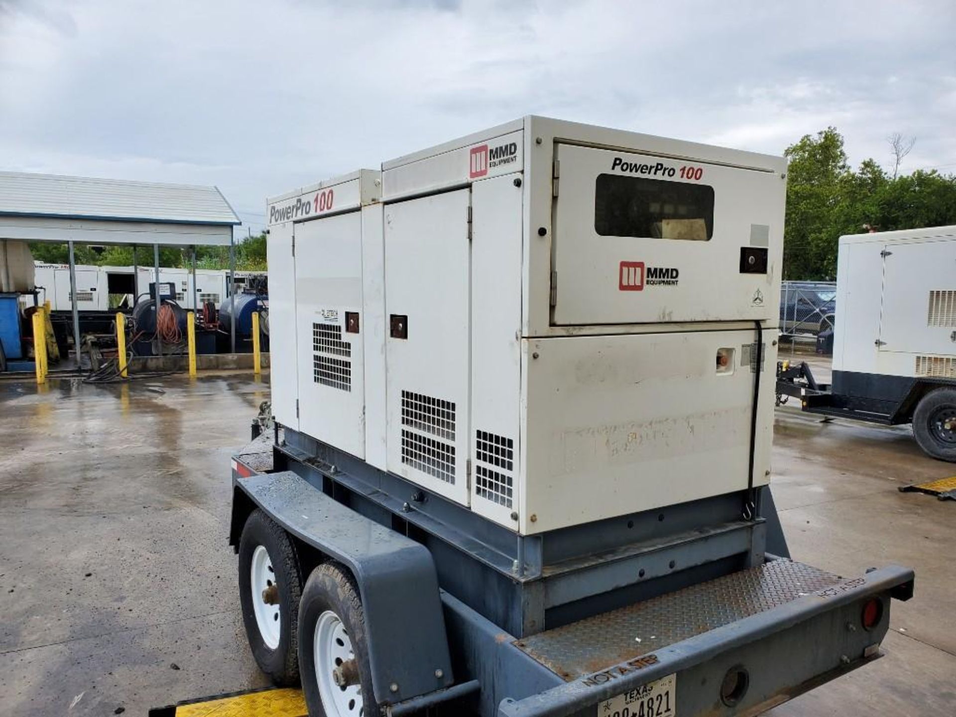 2013 MMD PG100DD 100 KVA TOWABLE GENERATOR, UNIT# NA-1538B10171, ISUZU DIESEL ENGINE, 49,165 APPROXI - Image 3 of 7