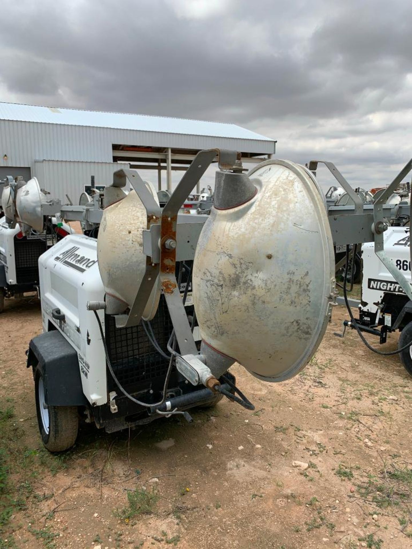 2012 ALLMAND 8 KW TOWABLE LIGHT TOWER, KUBOTA DIESEL ENGINE, UNIT# LT-2291PR0212, 12,585 HOURS INDIC - Image 3 of 4