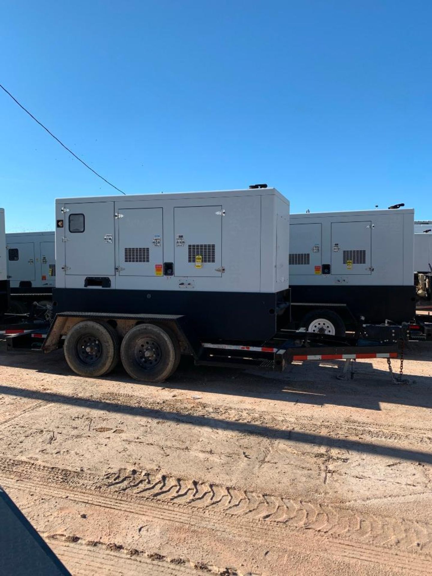 2014 HI POWER PG220DD 205 KVA TOWABLE GENERATOR, JOHN DEERE DIESEL ENGINE, UNIT# NA-11400519, VIN# 1