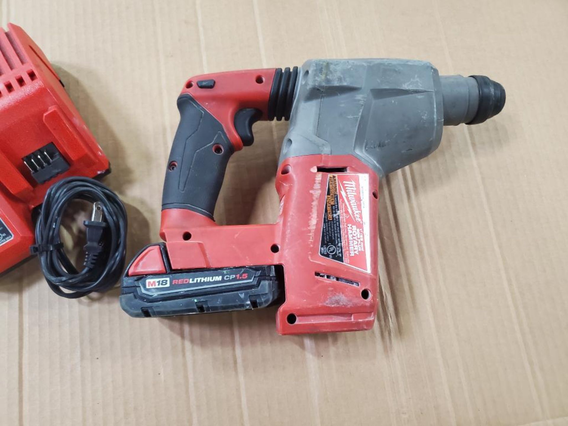 MILWAUKEE 1'' ROTARY HAMMER DILL SDS PLUS, CAT# 2712-20, S/N G17AS1734-02069, 18-VOLT, WITH BATTERY - Image 2 of 3