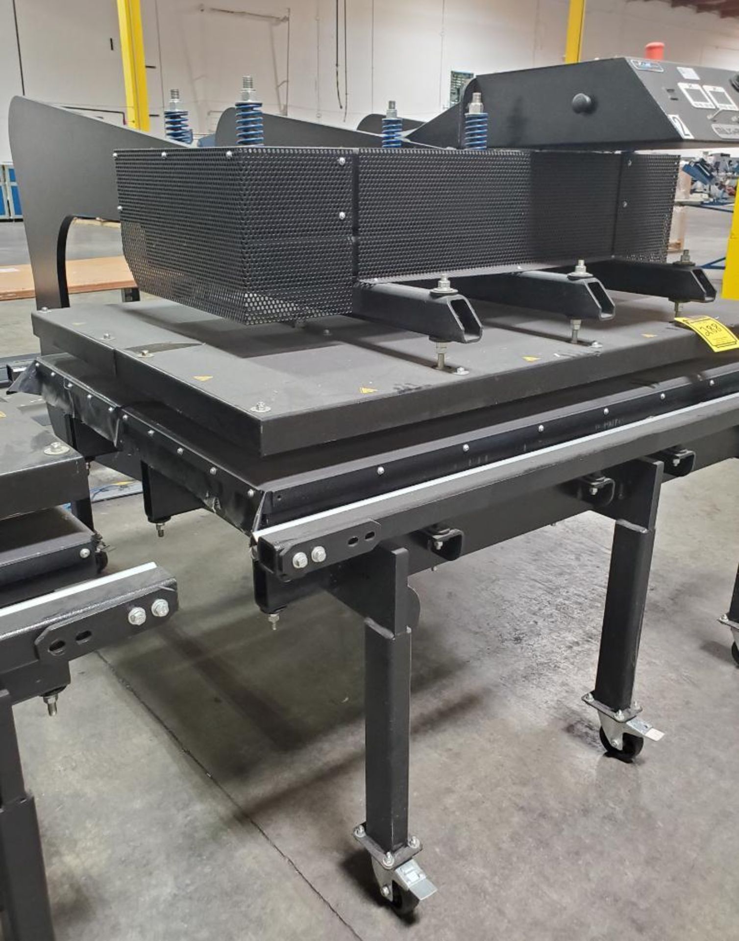 GEO-KNIGHT MAXI PRESS; 44'' X 64'' AUTOMATIC AIR/HEAT PRESSES, DUAL ZONE DRO, WITH INFEED/OUTFEED TA - Image 3 of 7