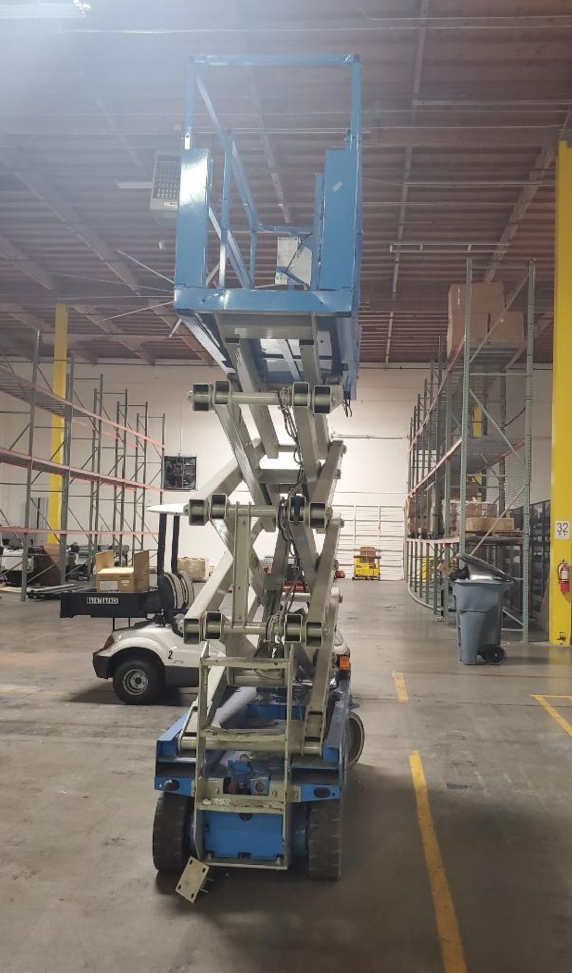 GENIE 32' SCISSOR LIFT; 110-VOLT CHARGER - Image 2 of 4