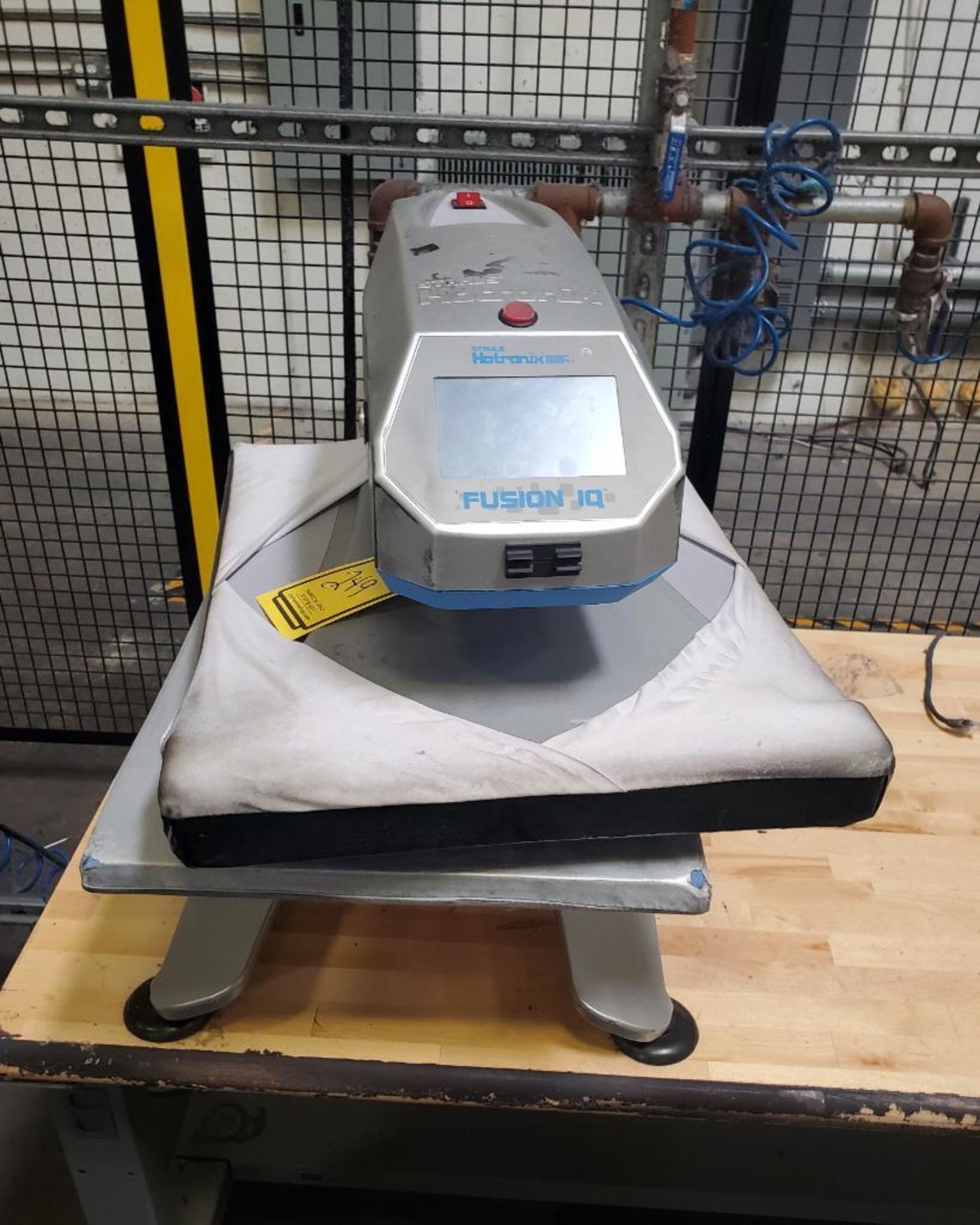 2020 STAHLS HOTRONIX FUSION IQ PNEUMATIC THERMAL HEAT PRESS; MODEL XRF-TT, S/N 202082364, NON-STICK - Image 2 of 4