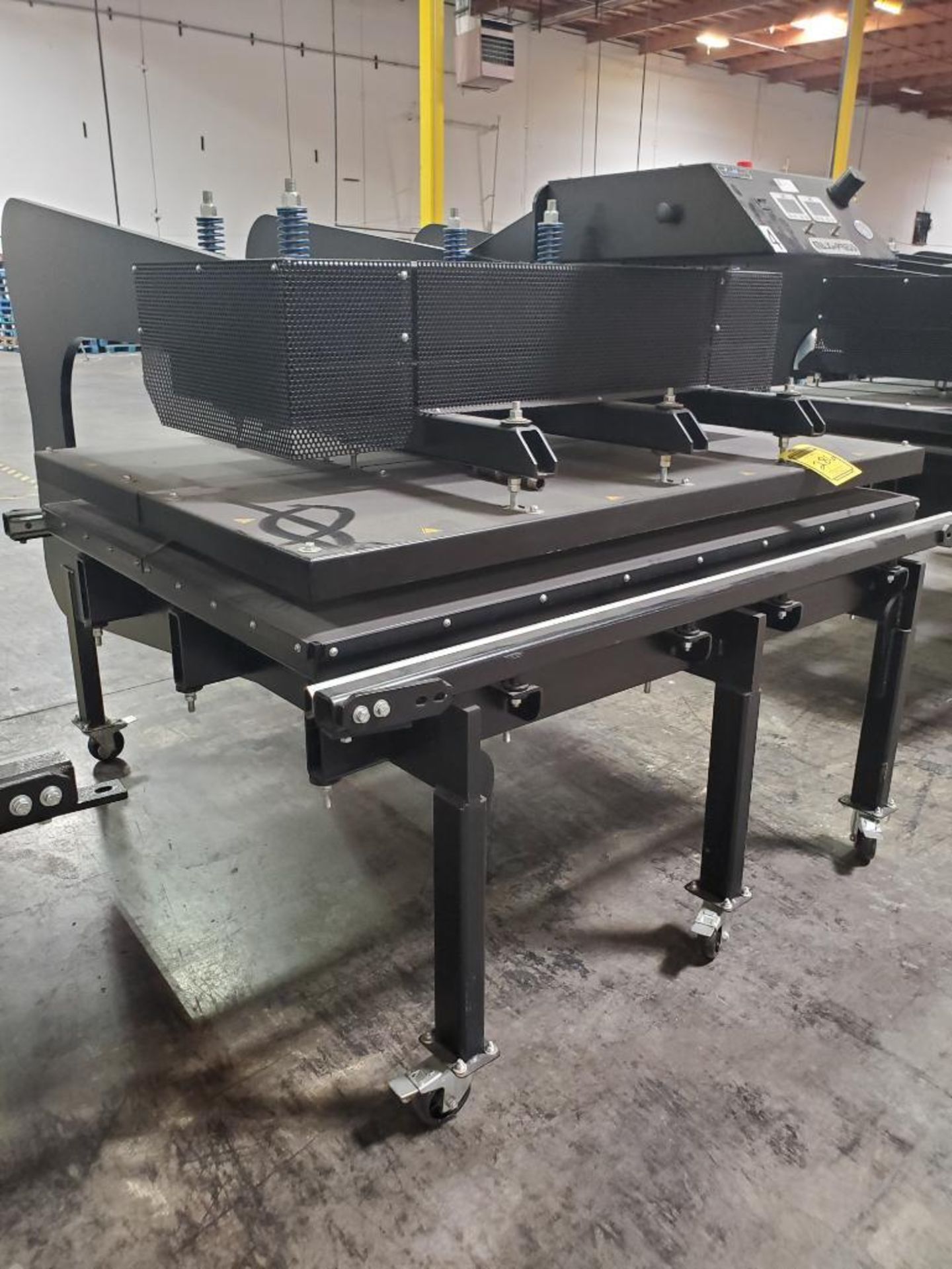 GEO-KNIGHT MAXI PRESS; 44'' X 64'' AUTOMATIC AIR/HEAT PRESSES, DUAL ZONE DRO, WITH INFEED/OUTFEED TA - Image 3 of 8