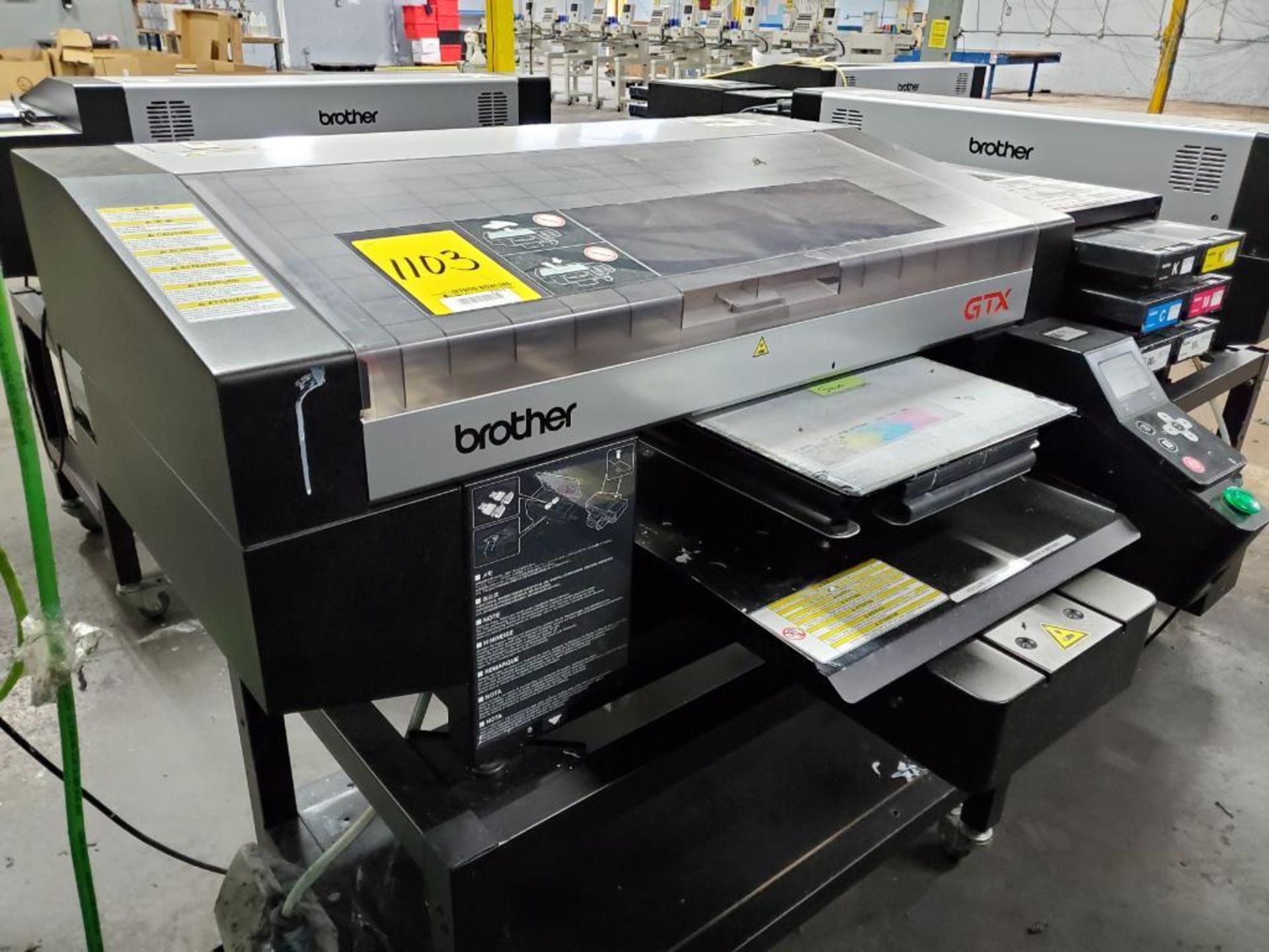 BROTHER GTX-422 GARMENT PRINTER, S/N G9931652, 14-1/2'' X 16-1/2'' TABLE, (NO SCANNER), 63,427 TOTAL - Image 2 of 6
