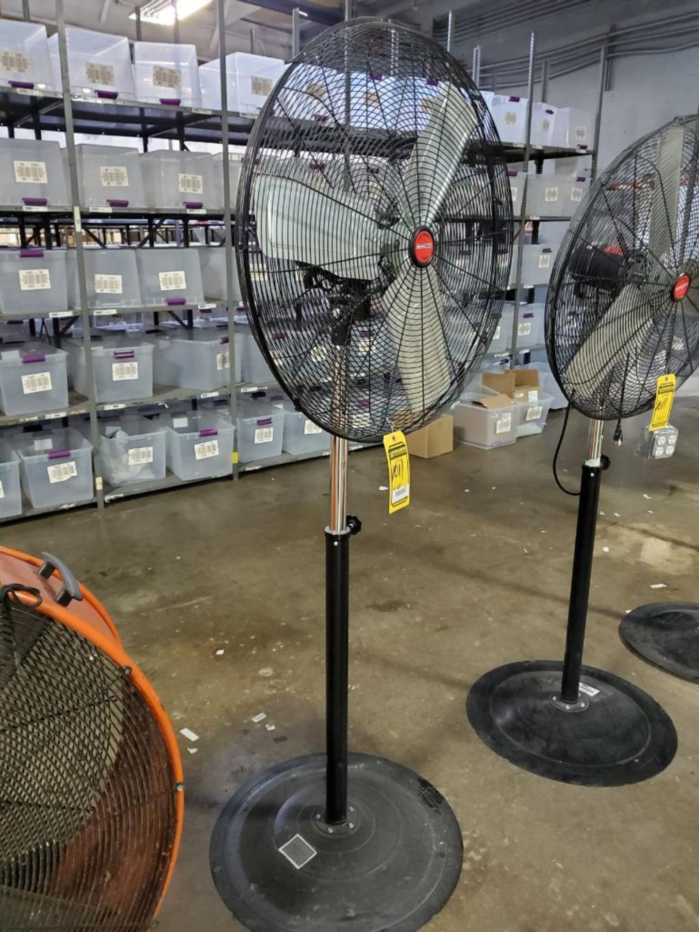 (4) OEM TOOLS 120 V. 30'' OSCILLATING PEDESTAL FANS - Image 2 of 5