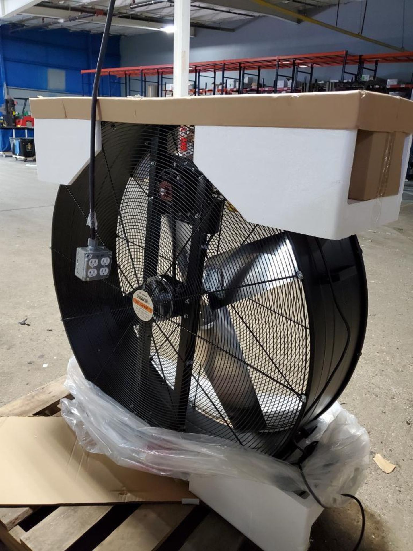 GLOBAL 48'' PORTABLE BLOWER FAN BELT DRIVE (BRAND NEW) - Image 4 of 4