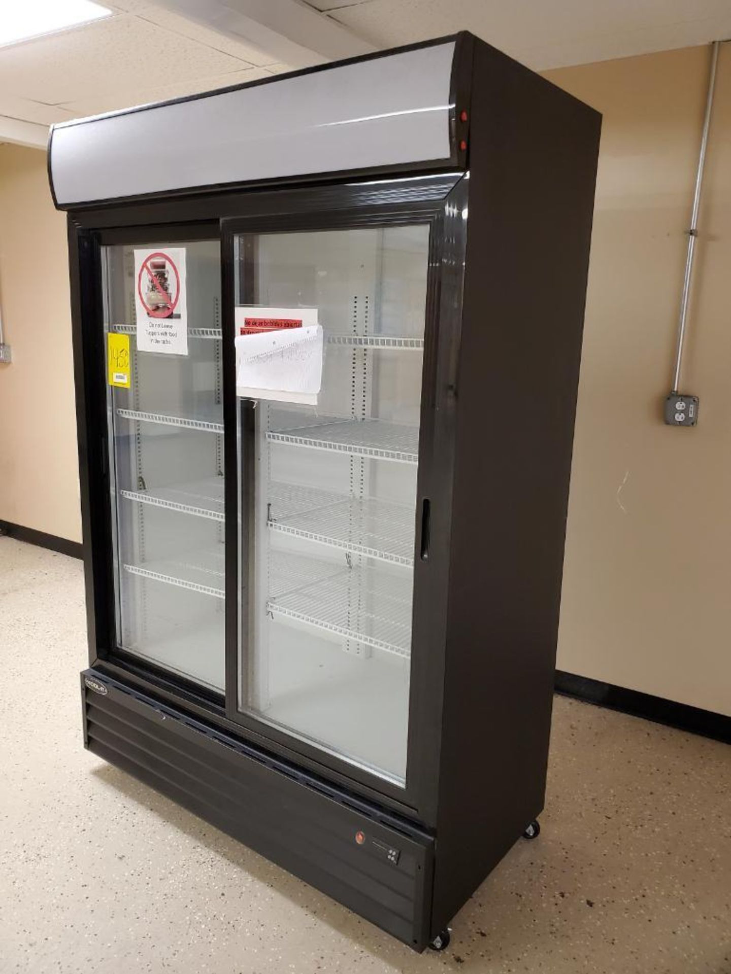 KOOL-IT REFRIGERATOR W/ SLIDING DOORS