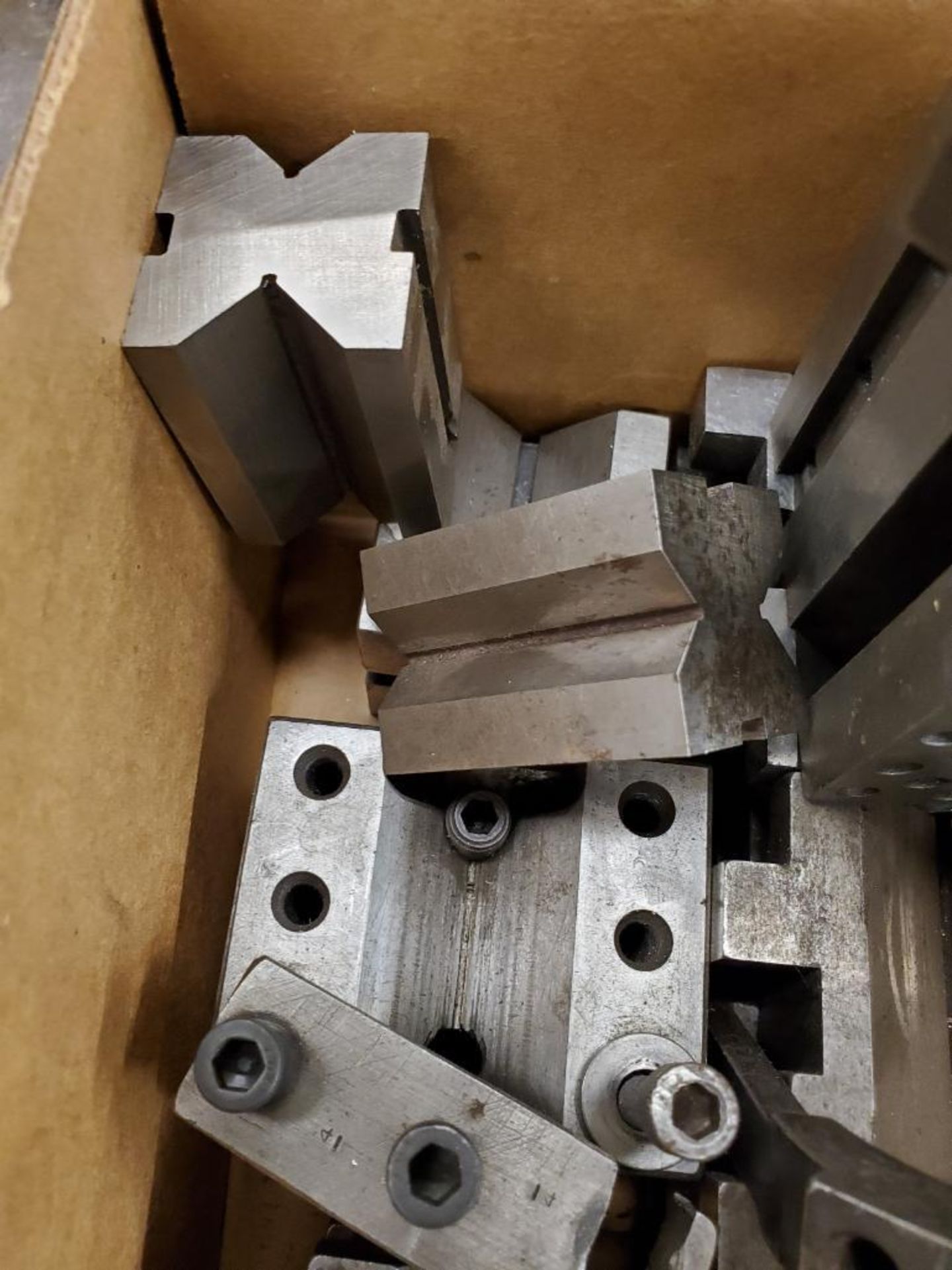 LOT OF PRECISION V-BLOCKS AND SADDLE CLAMPS - Image 2 of 4