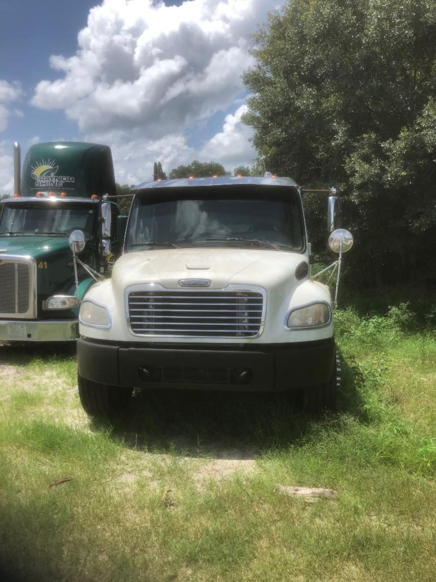 2008 FREIGHTLINER M2106V UTILITY TRUCK, VIN 1FVACXDJ98HZ53170, AUTO TRANSMISSION, WITH IMT5020 CRANE - Image 5 of 11