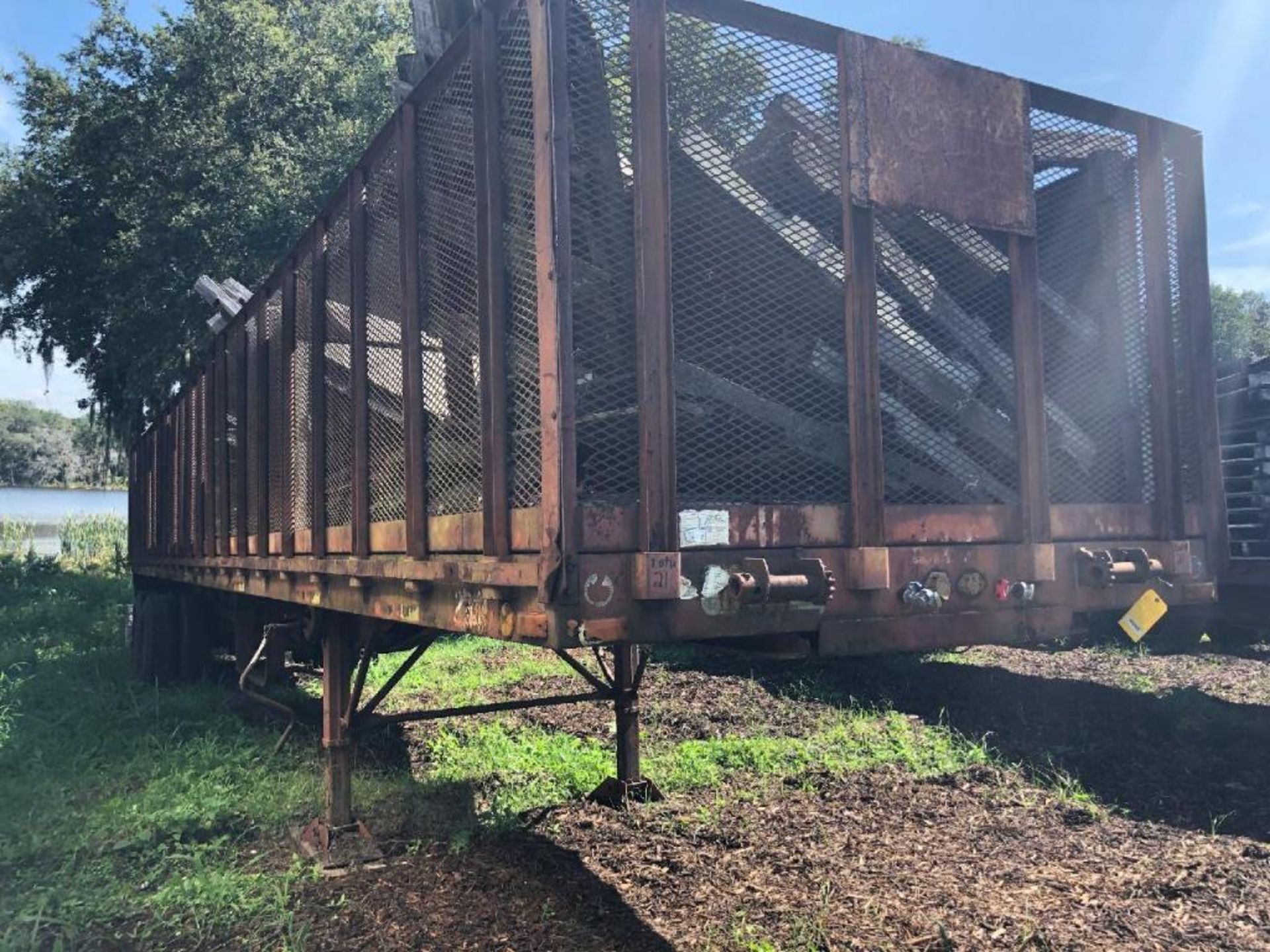 1988 MILLER P2422 42' FLATBED TRAILER, SLIDING TANDEM AXLE, ALUMINUM DECKING, GVWR 68,080 LB., 19,04 - Image 2 of 3