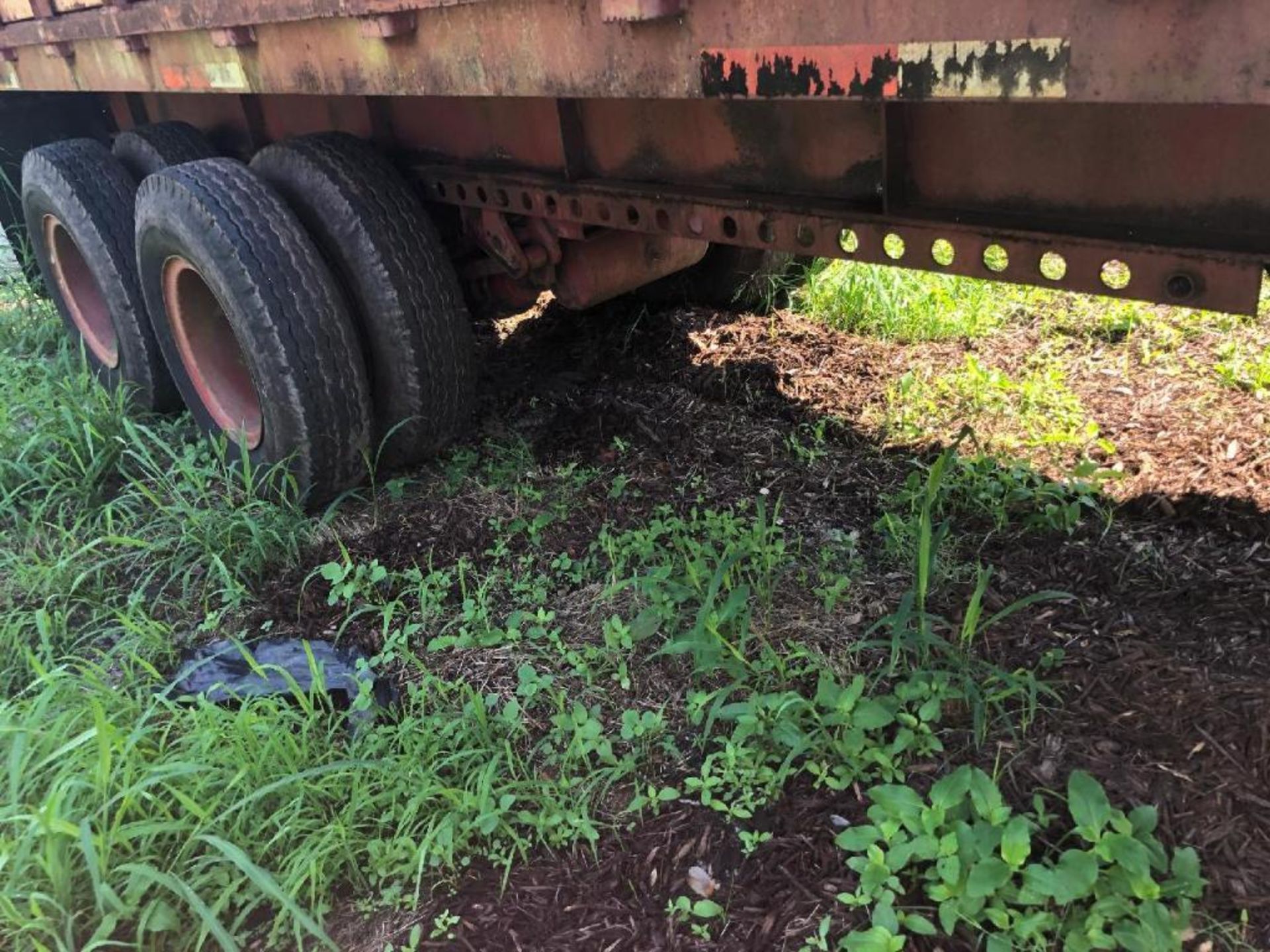 1988 MILLER P2422 42' FLATBED TRAILER, SLIDING TANDEM AXLE, ALUMINUM DECKING, GVWR 68,080 LB., 19,04 - Image 3 of 3