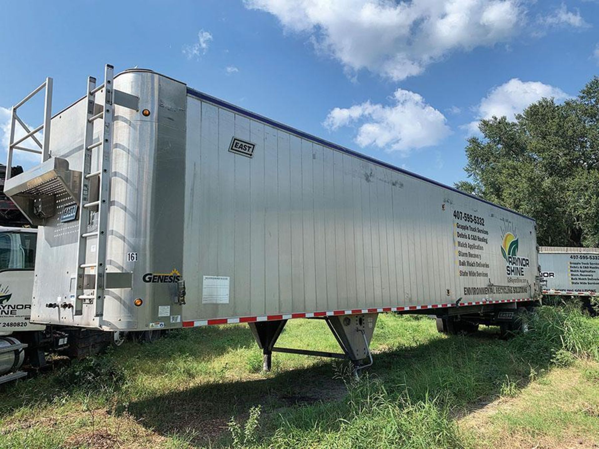 2018 EAST GENESIS 48' T/A WALKING FLOOR TRAILER, GVWR 80,000 LB., 23,000 LB. AXLES, 8.25 X 22.5 WHEE