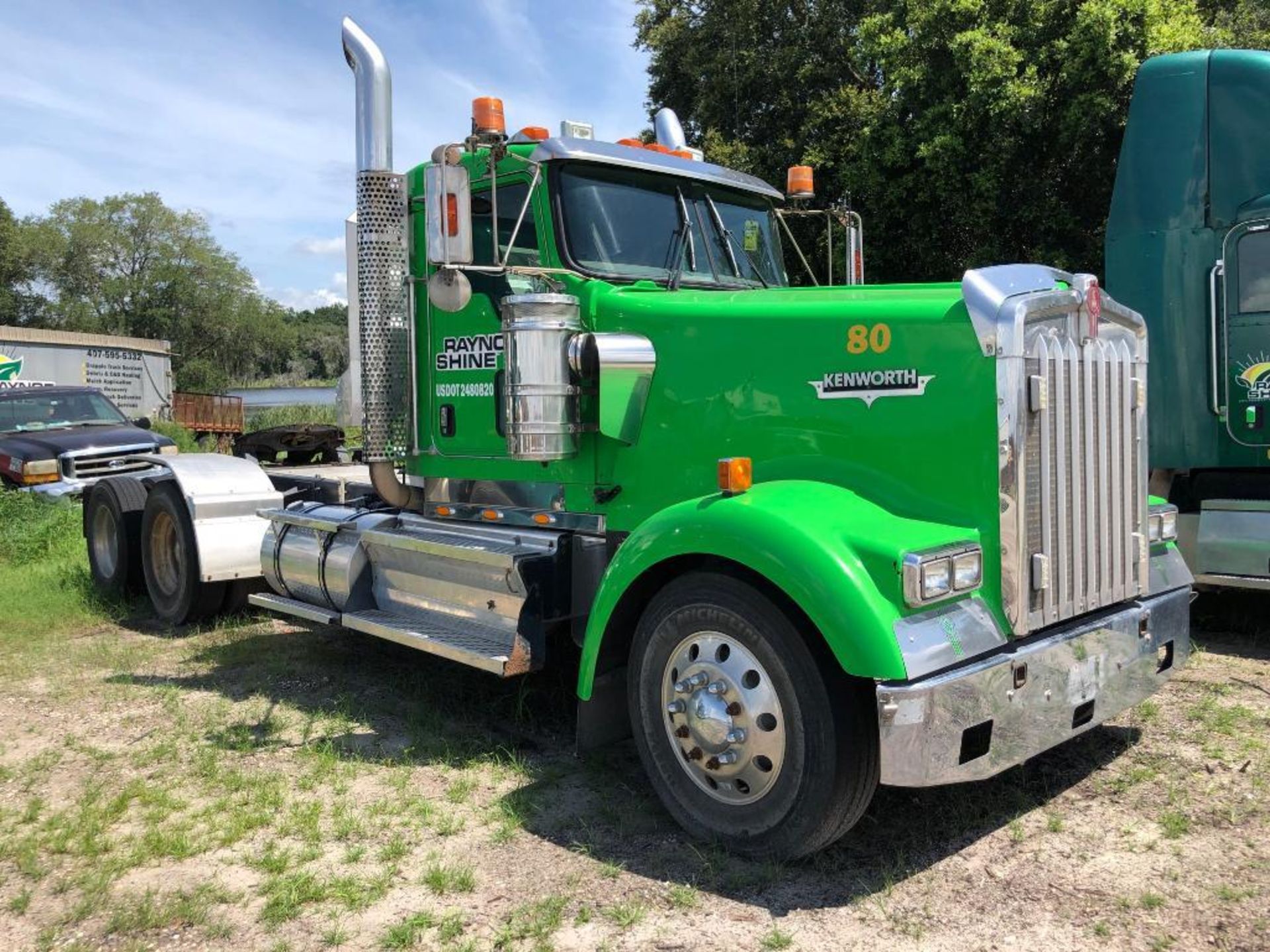 2009 KENWORTH W900L T/A TRACTOR, CUMMINS ISX550 DIESEL ENGINE, 345,005 MILES, WET KIT, ALUMINUM CHAI - Image 7 of 12