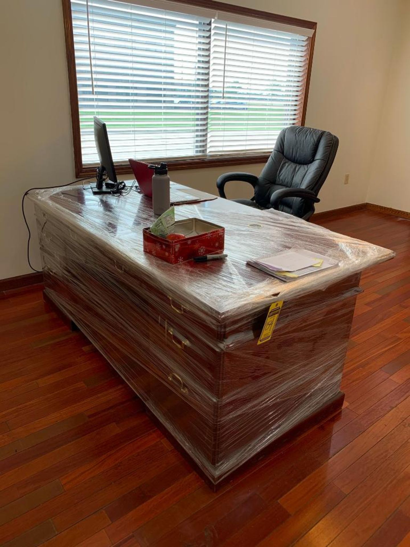 DESK AND CHAIR (NO PERSONAL ITEMS)